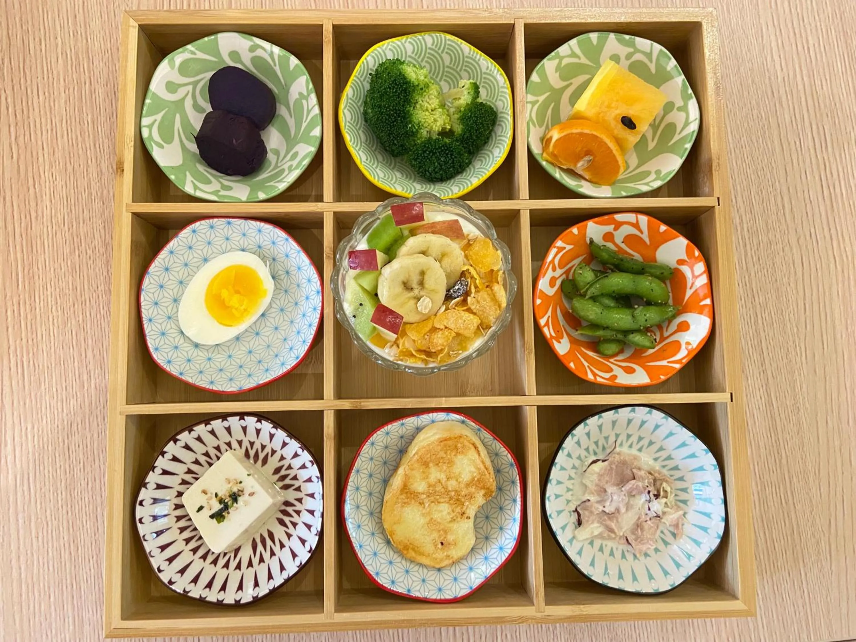 Breakfast in Green World JianPei