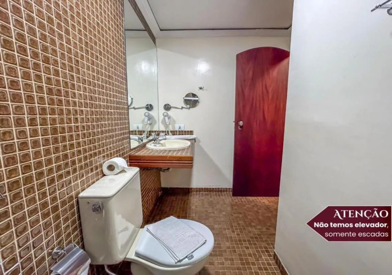 Bathroom in Hotel Euro Suíte Campos do Jordão By Nacional Inn - A 800 metros da Vila Capivari