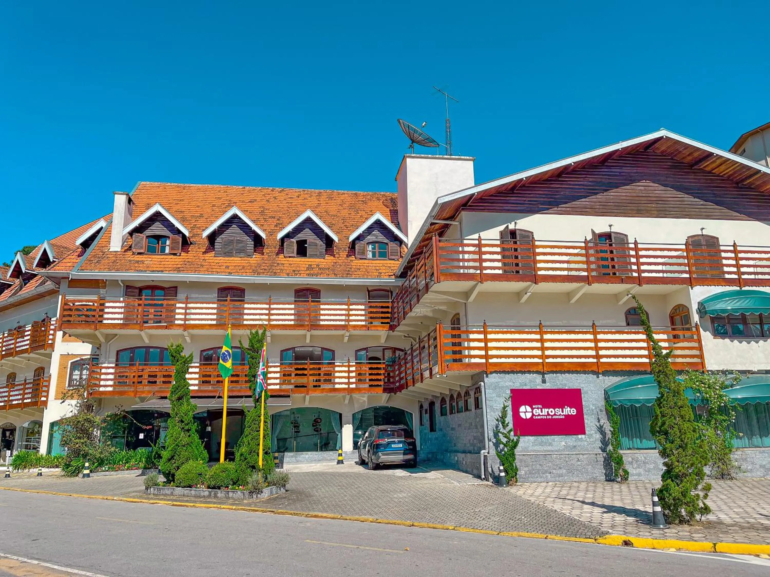 Facade/entrance in Hotel Euro Suíte Campos do Jordão By Nacional Inn - A 800 metros da Vila Capivari