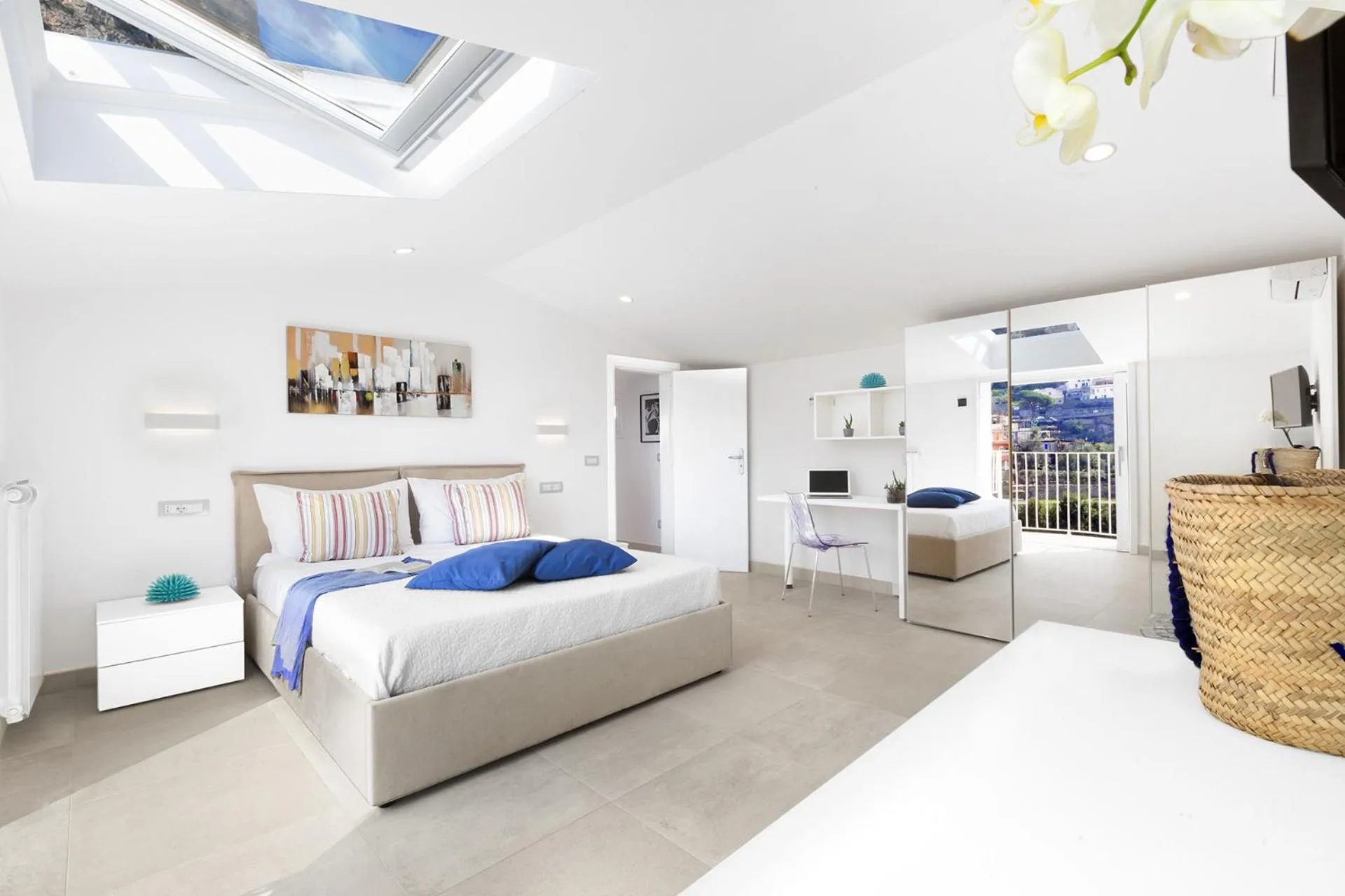 Bedroom, Bed in Amore Rentals - Casa Cristallo