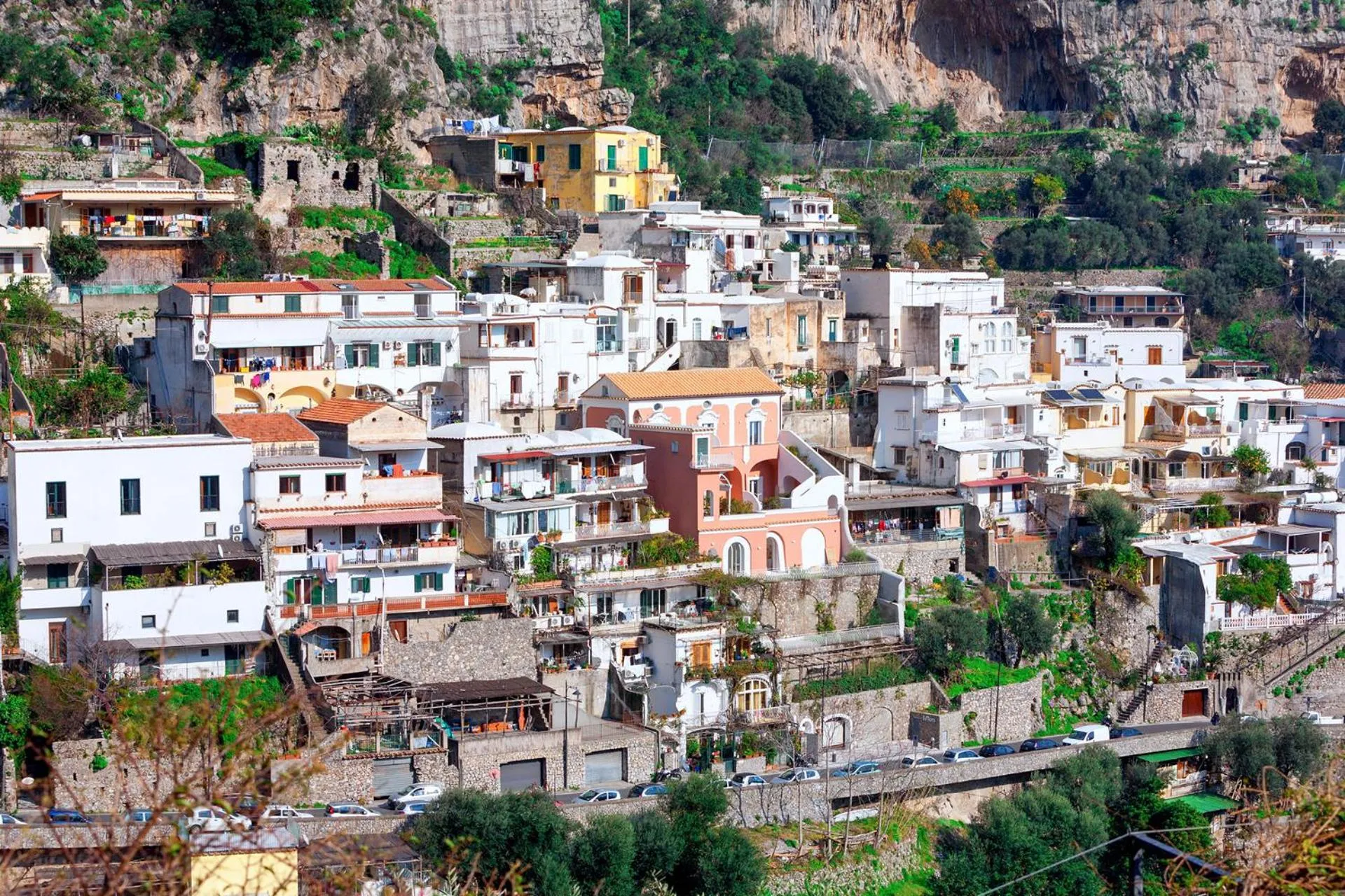 Street view in Amore Rentals - Casa Cristallo