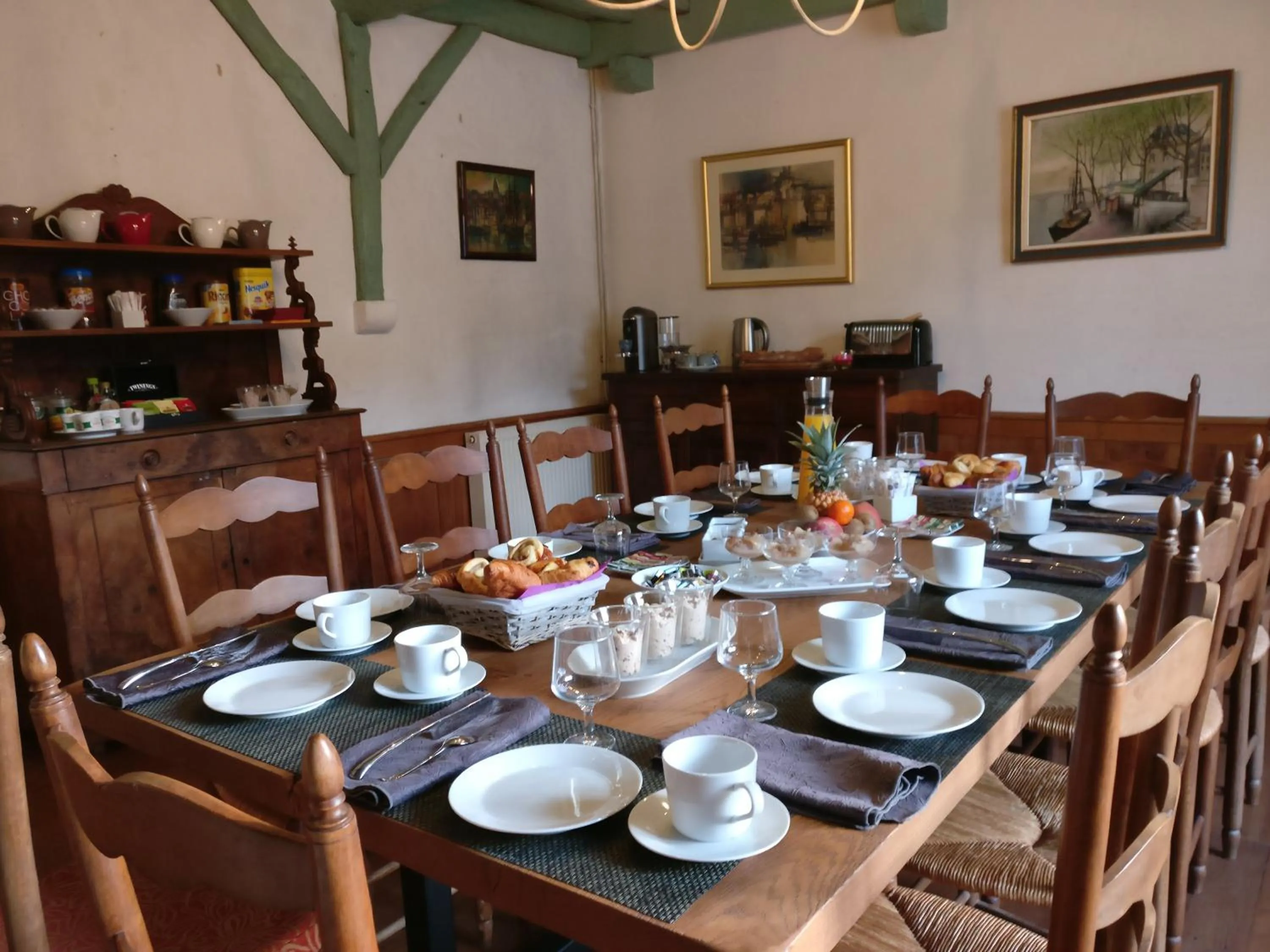 Dining area in Montboulard