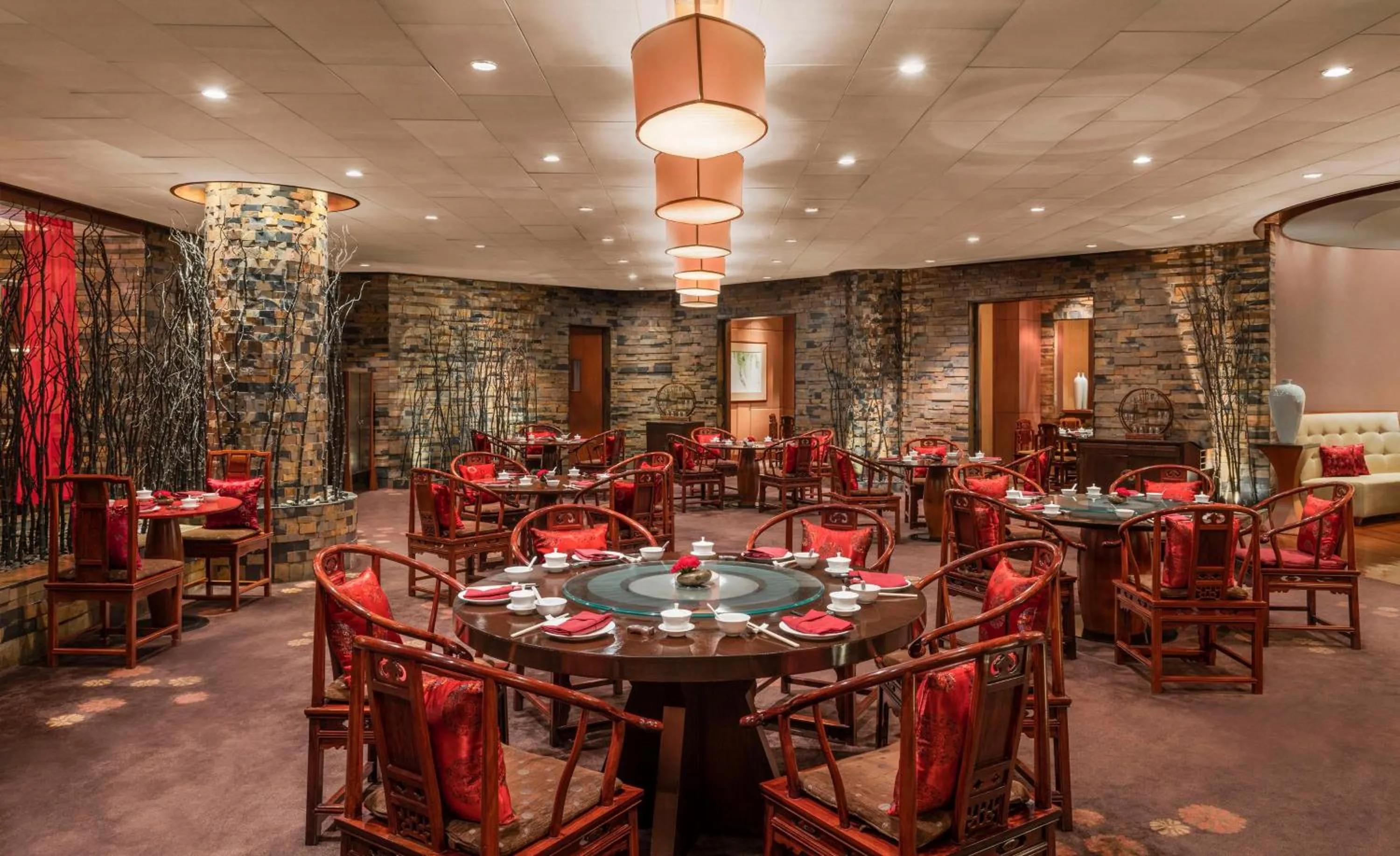 Restaurant/places to eat in Conrad Bangkok Residences