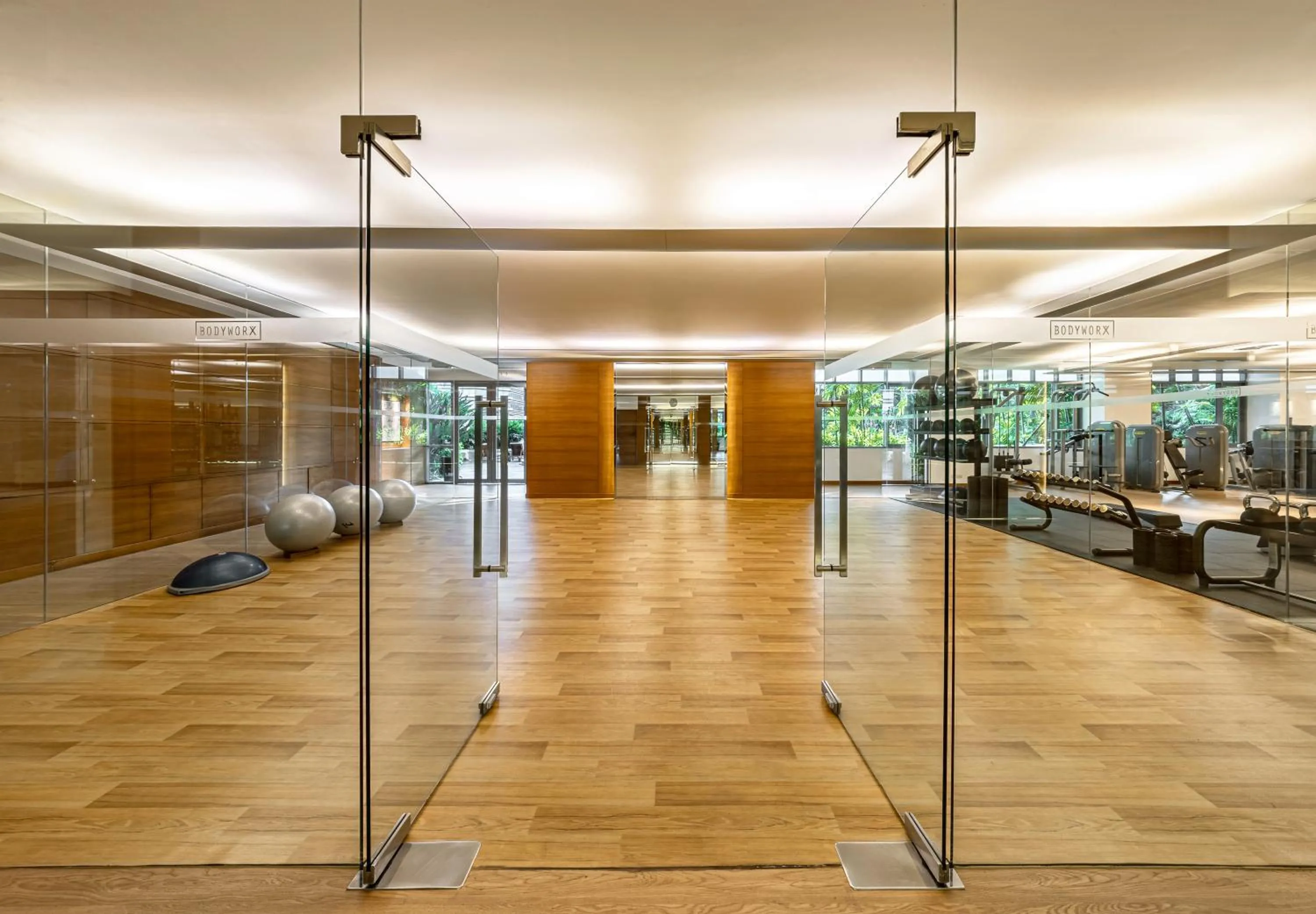 Fitness centre/facilities in Conrad Bangkok Residences