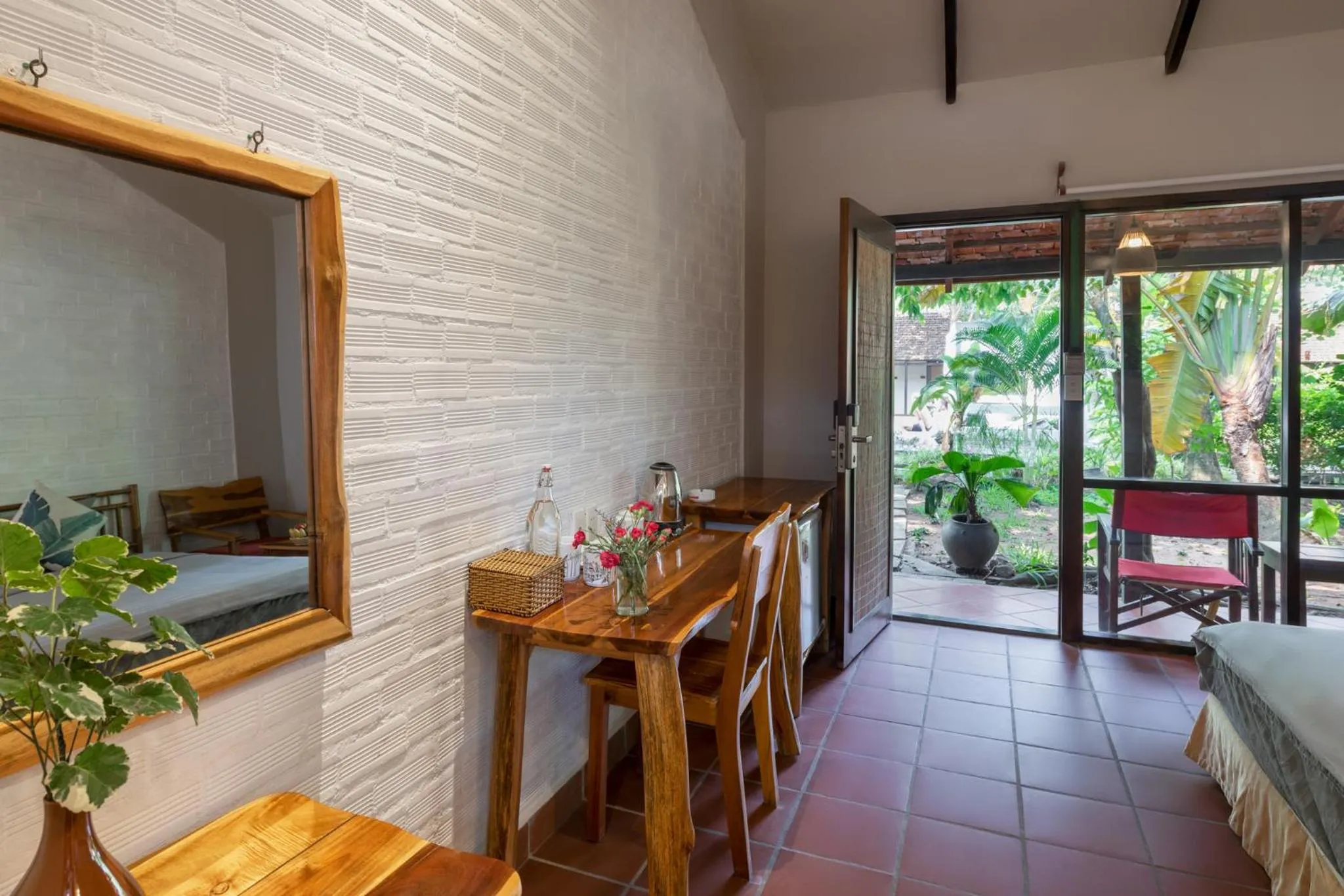 Garden in An Nhien Retreat Phu Quoc with Yoga Daily & Beach access