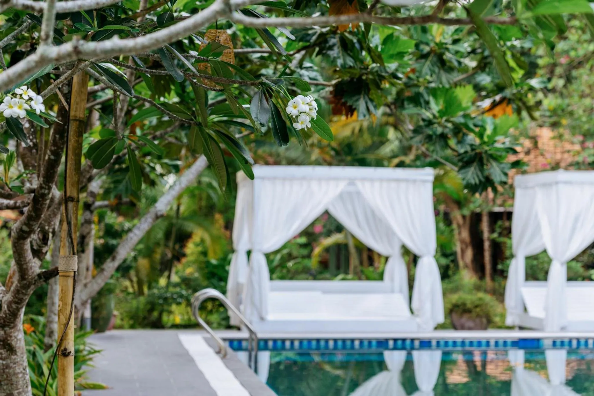 Swimming pool in An Nhien Retreat Phu Quoc with Yoga Daily & Beach access