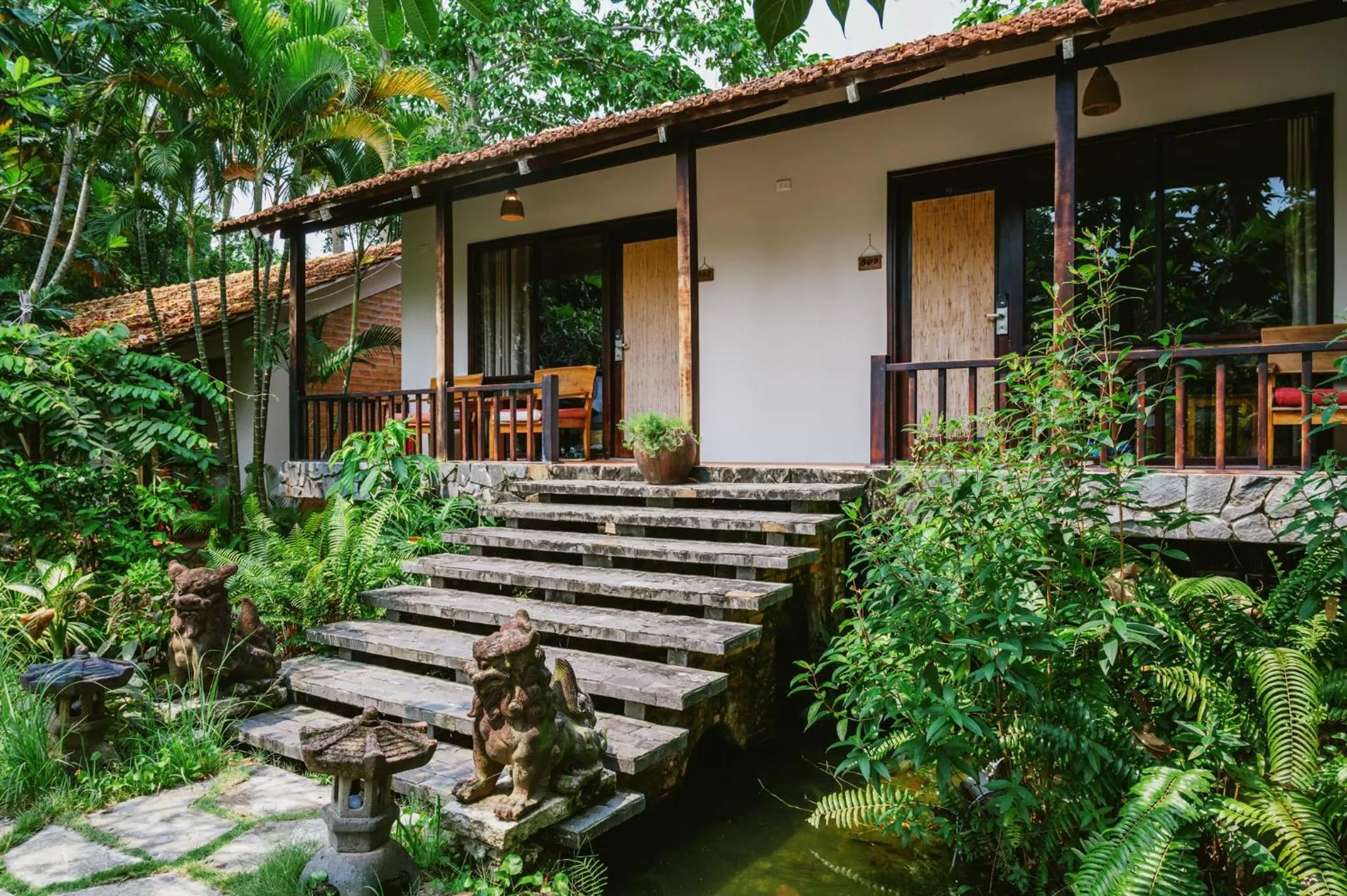 Photo of the whole room in An Nhien Retreat Phu Quoc with Yoga Daily & Beach access