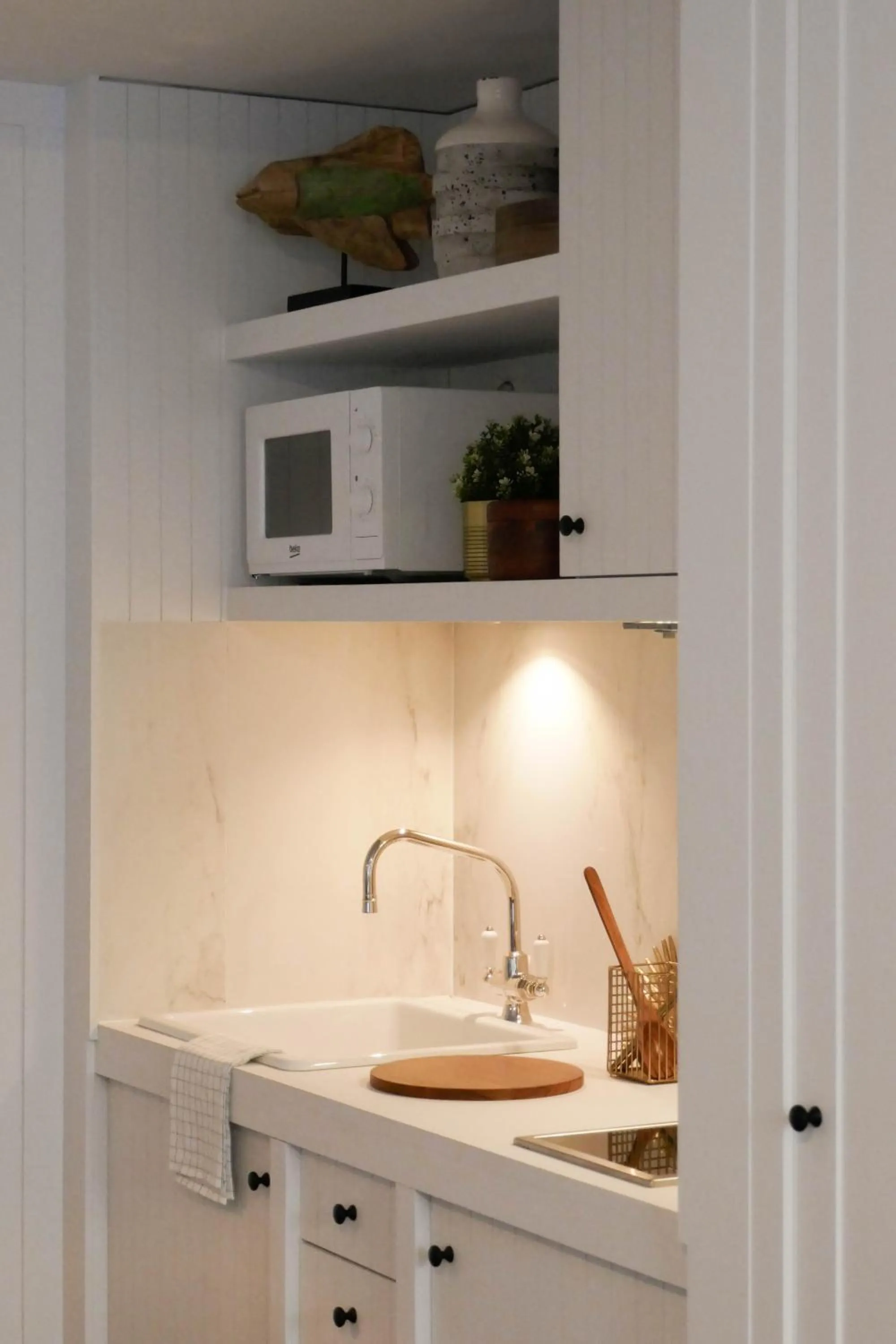 Kitchen or kitchenette in Getaway Oostende