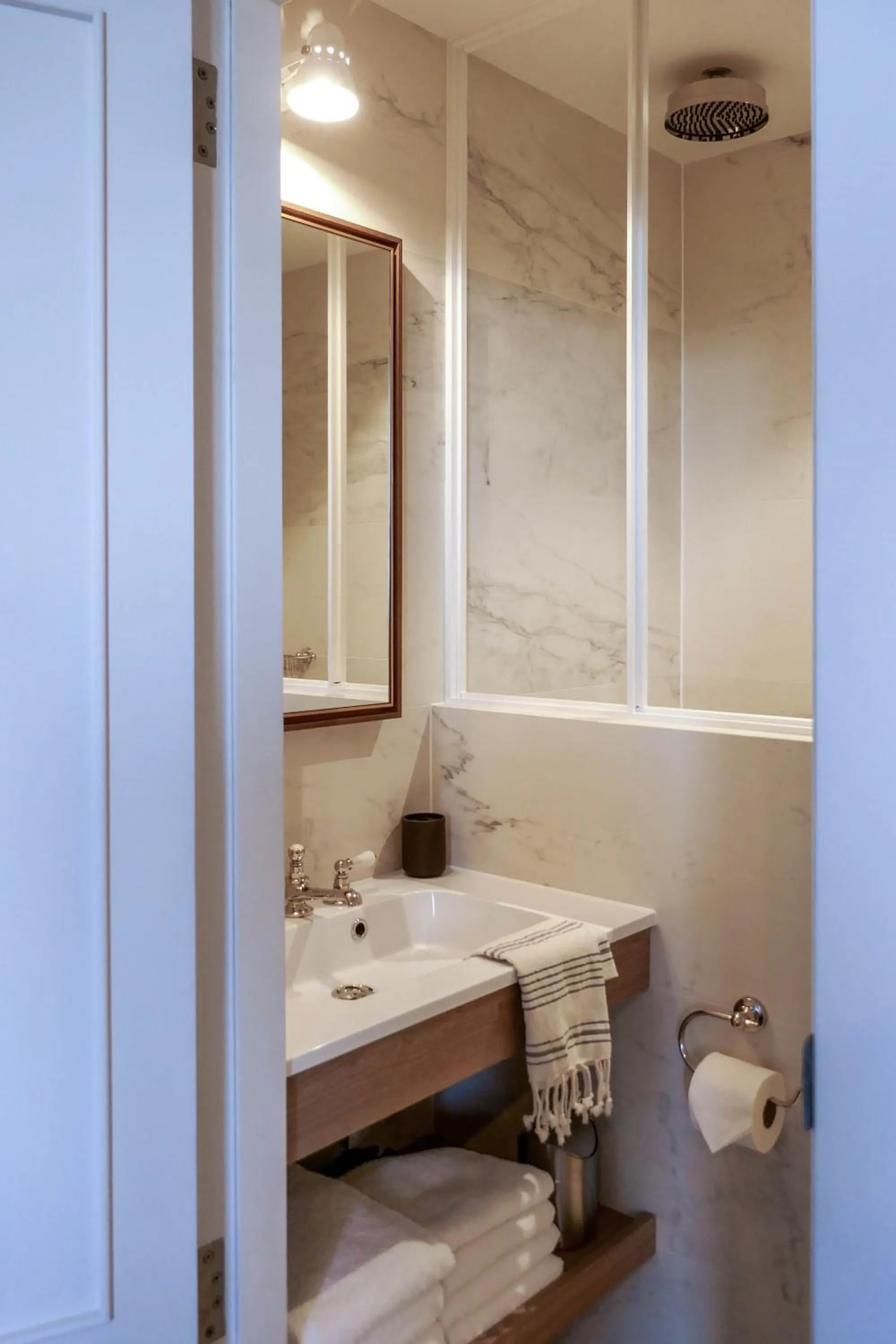 Shower in Getaway Oostende