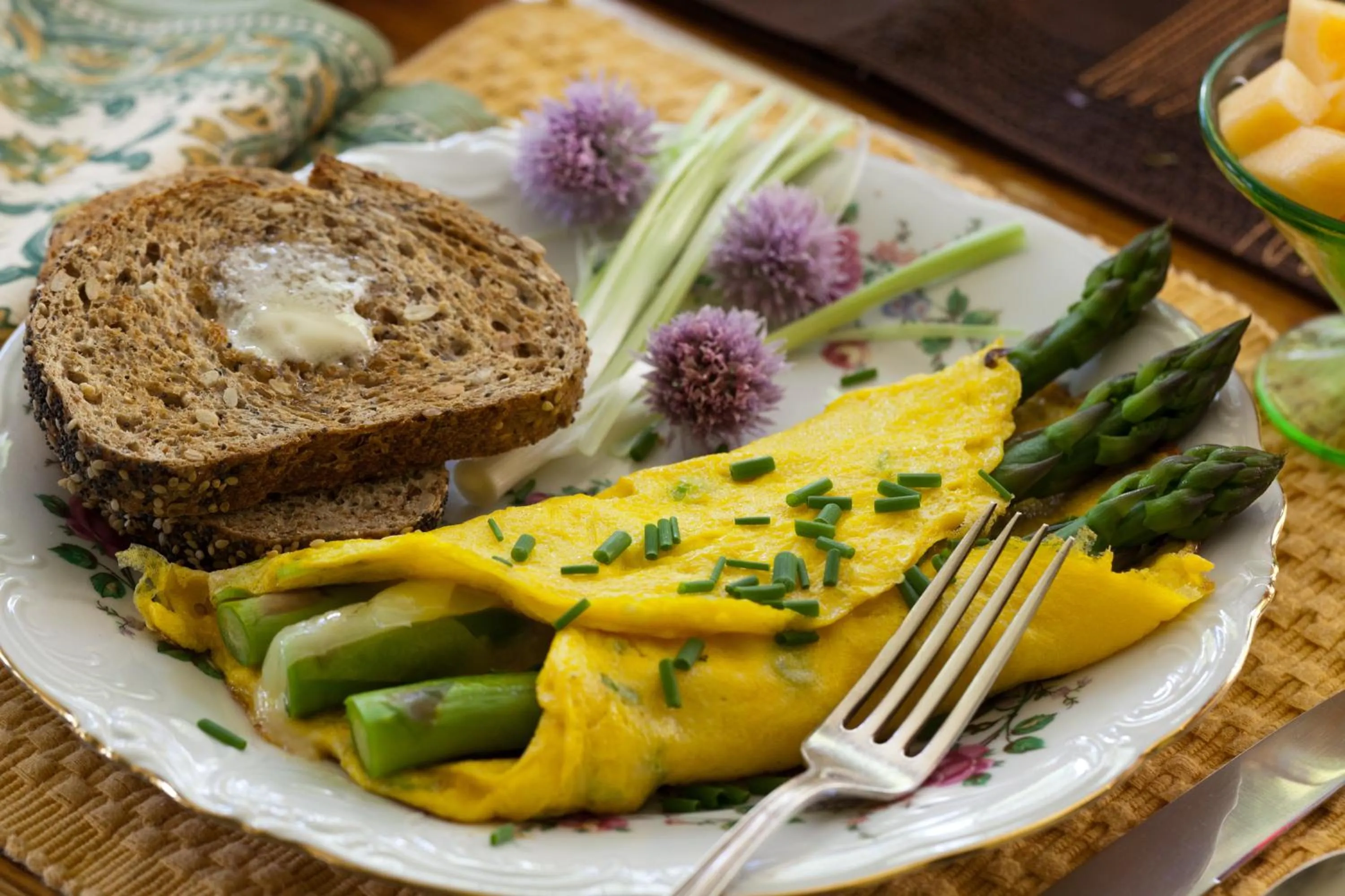 Breakfast in Gothic Eves Inn and Spa Bed and Breakfast