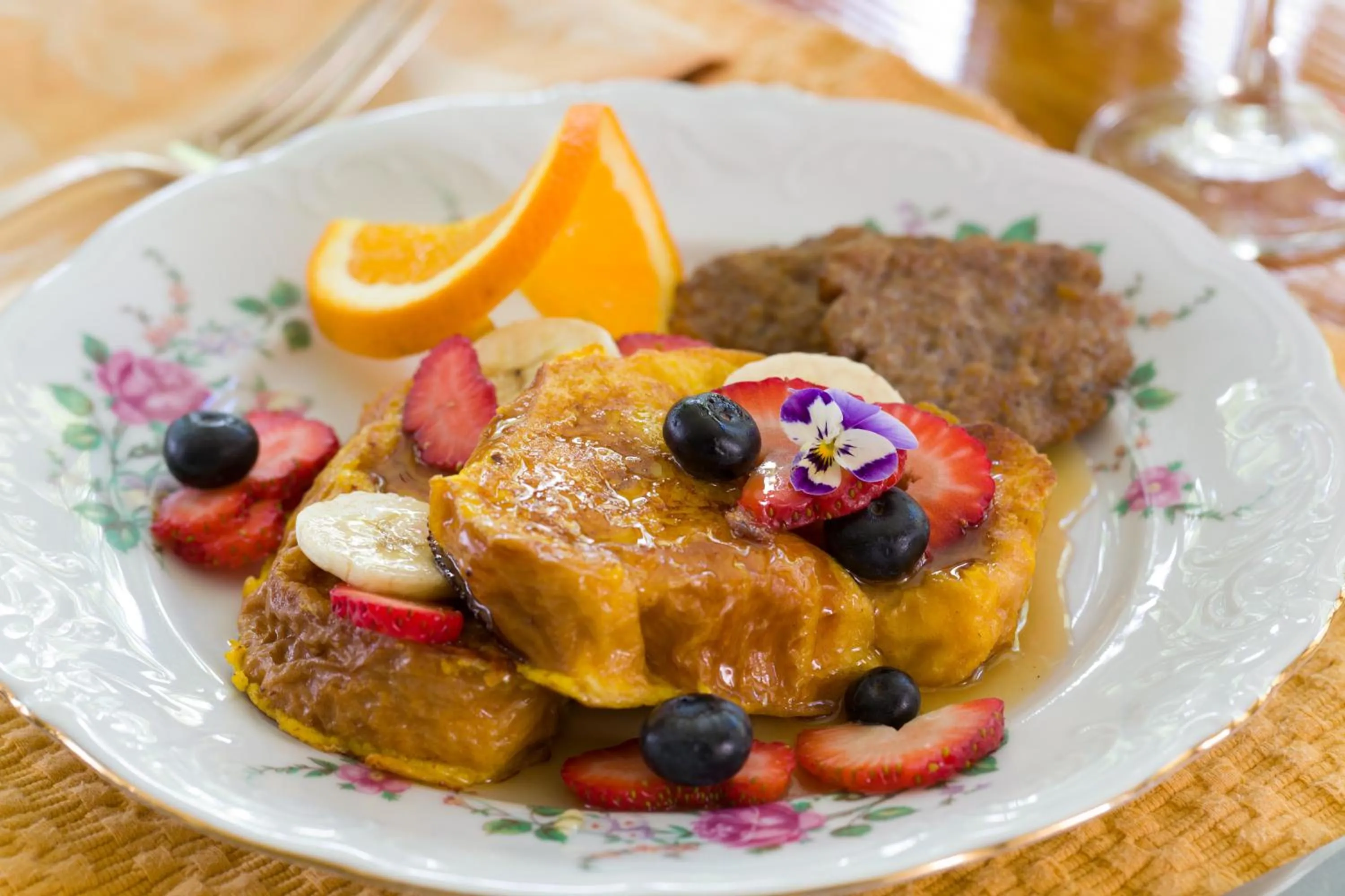 Food in Gothic Eves Inn and Spa Bed and Breakfast