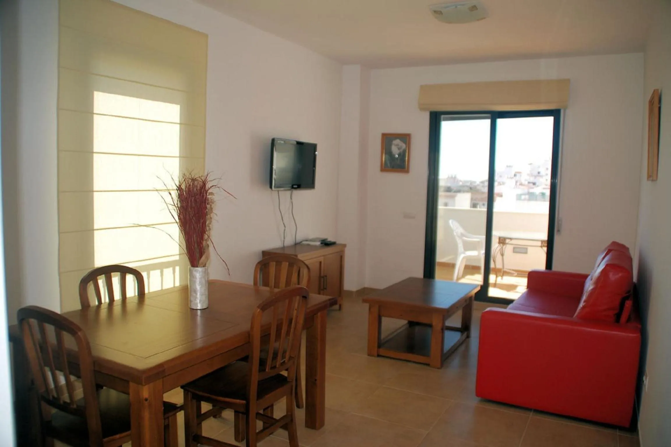 Dining area in Apartamentos Plaza