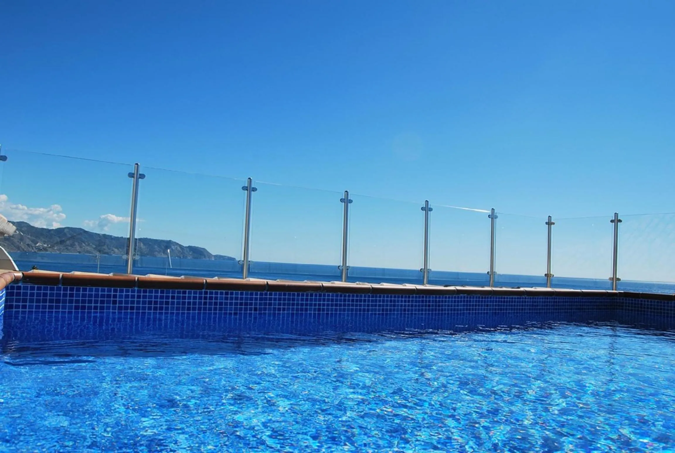 Swimming pool in Apartamentos Plaza