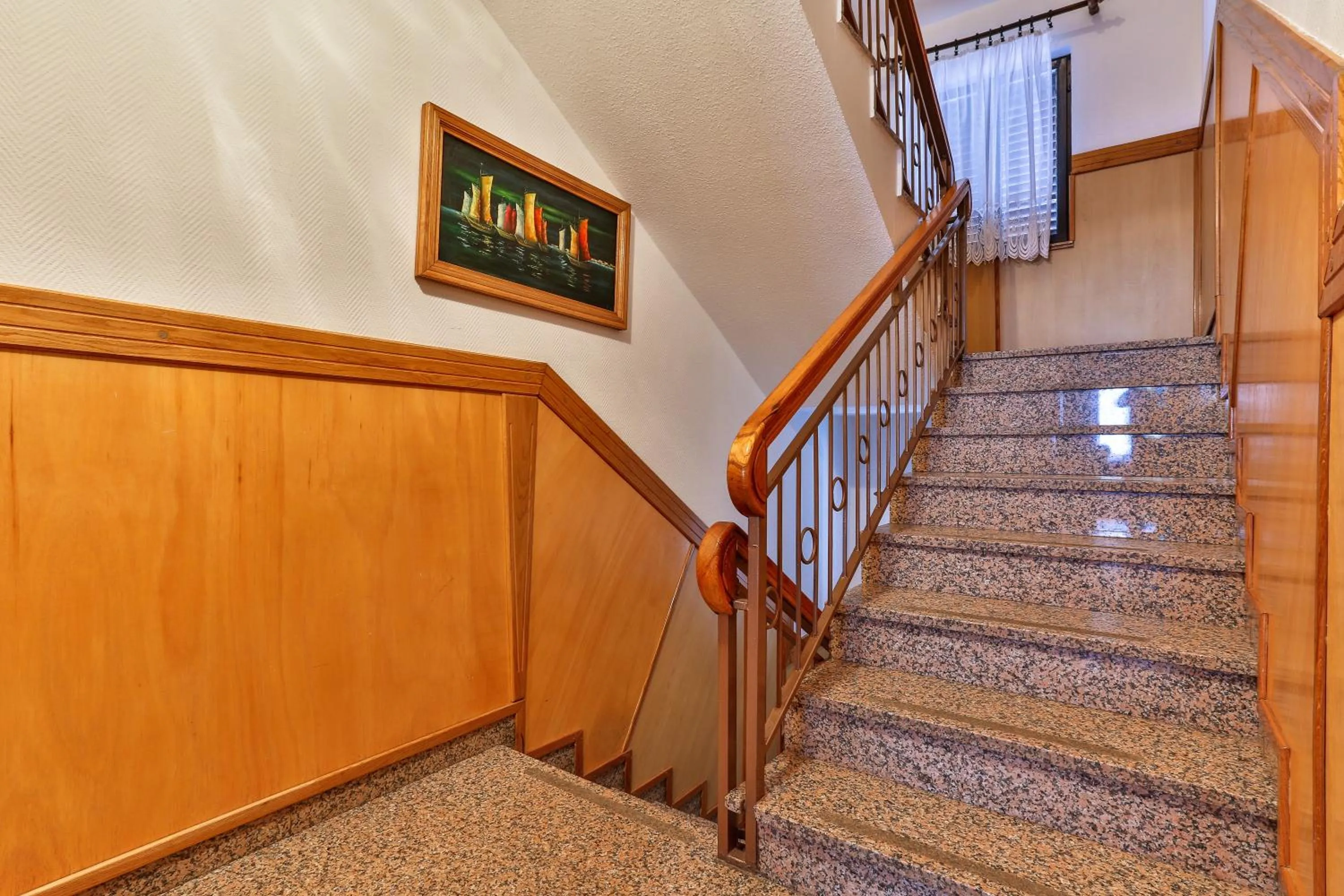 Area and facilities in Villa Dvor Kornic