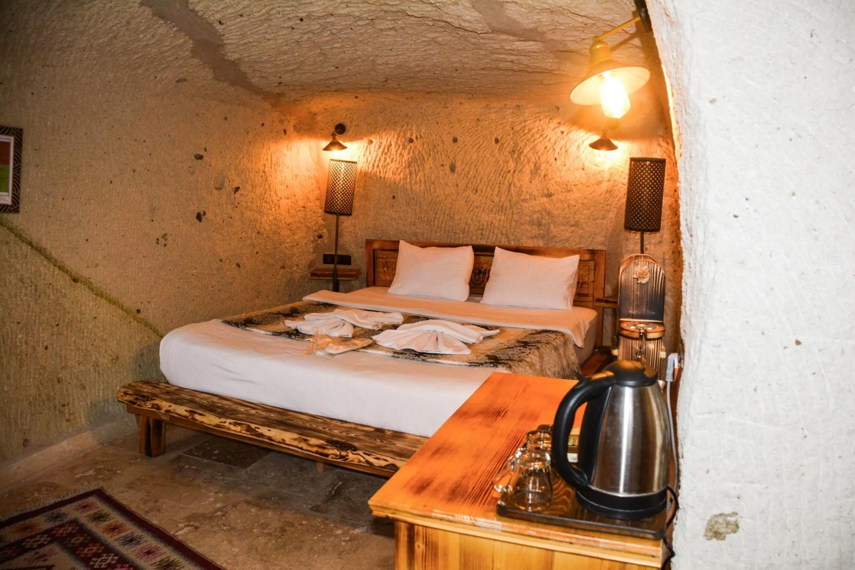 Bed in Cappadocia Ennar Cave Swimming Pool Hot & SPA