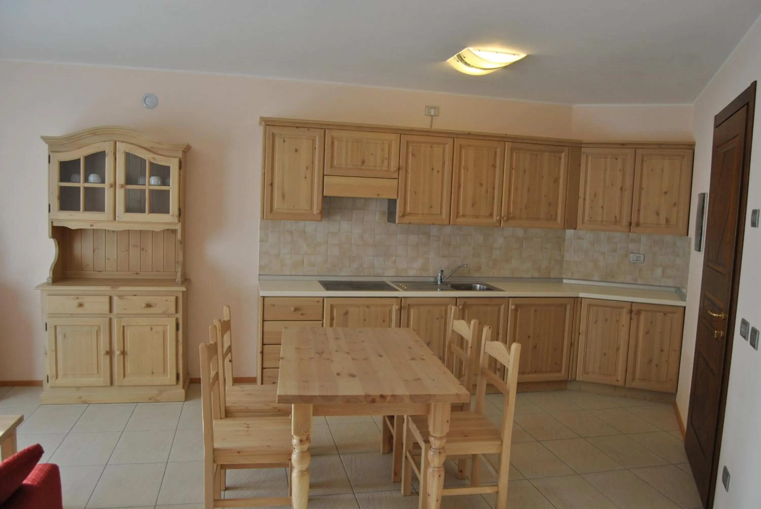 Kitchen or kitchenette in Casa Vacanza La Rocca