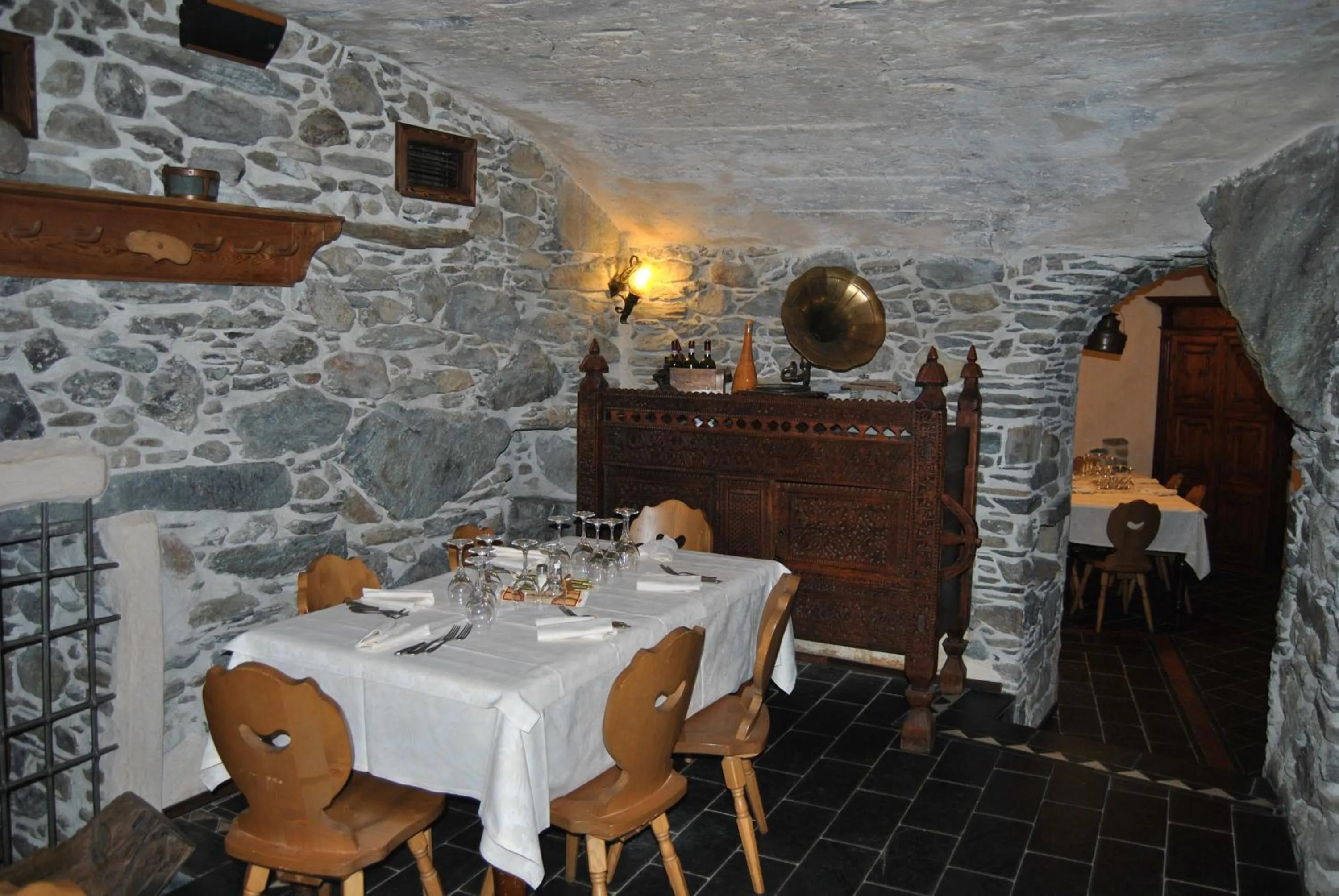 Restaurant/places to eat in Casa Vacanza La Rocca