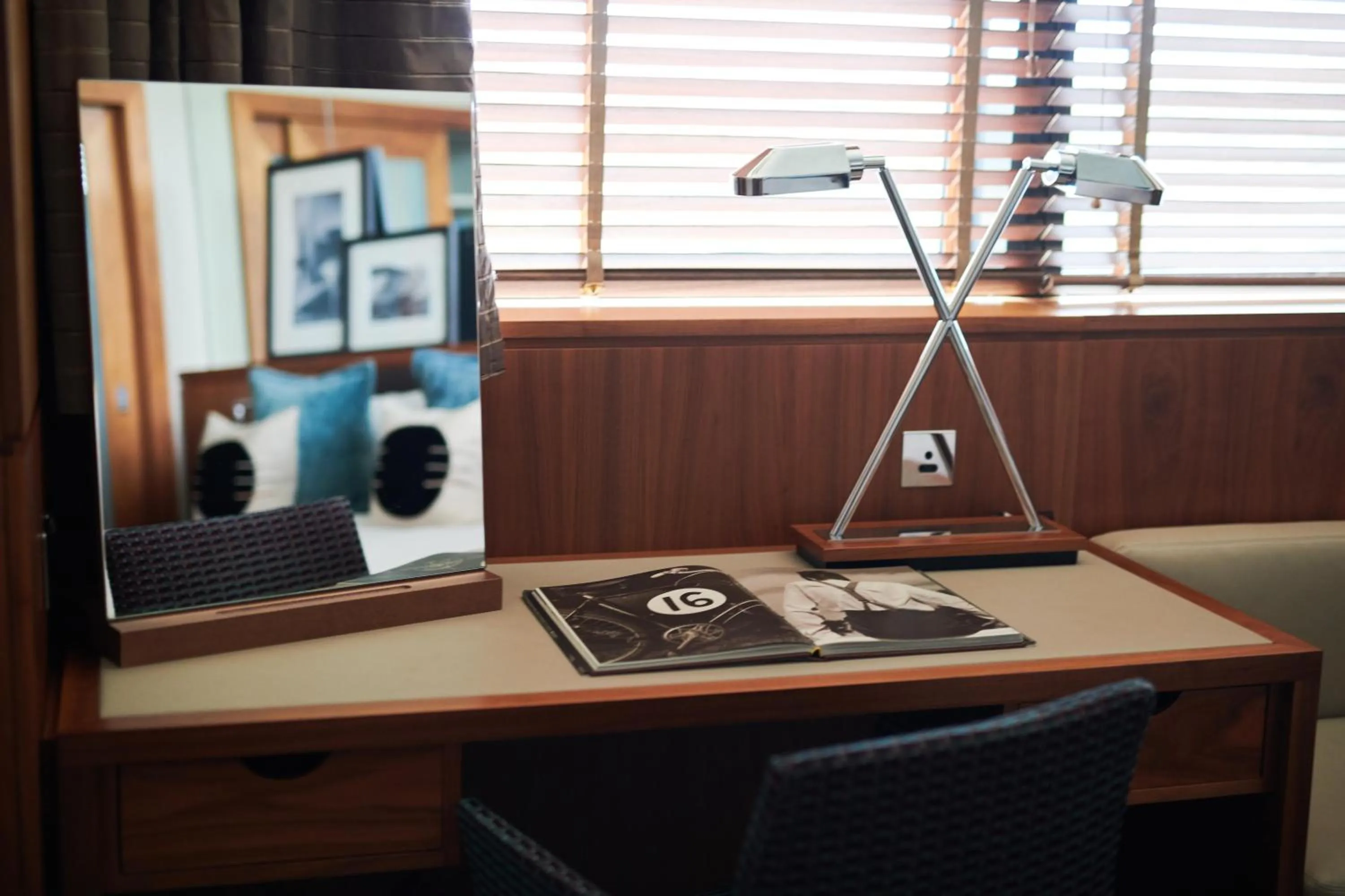 Decorative detail in Aviator Hampshire