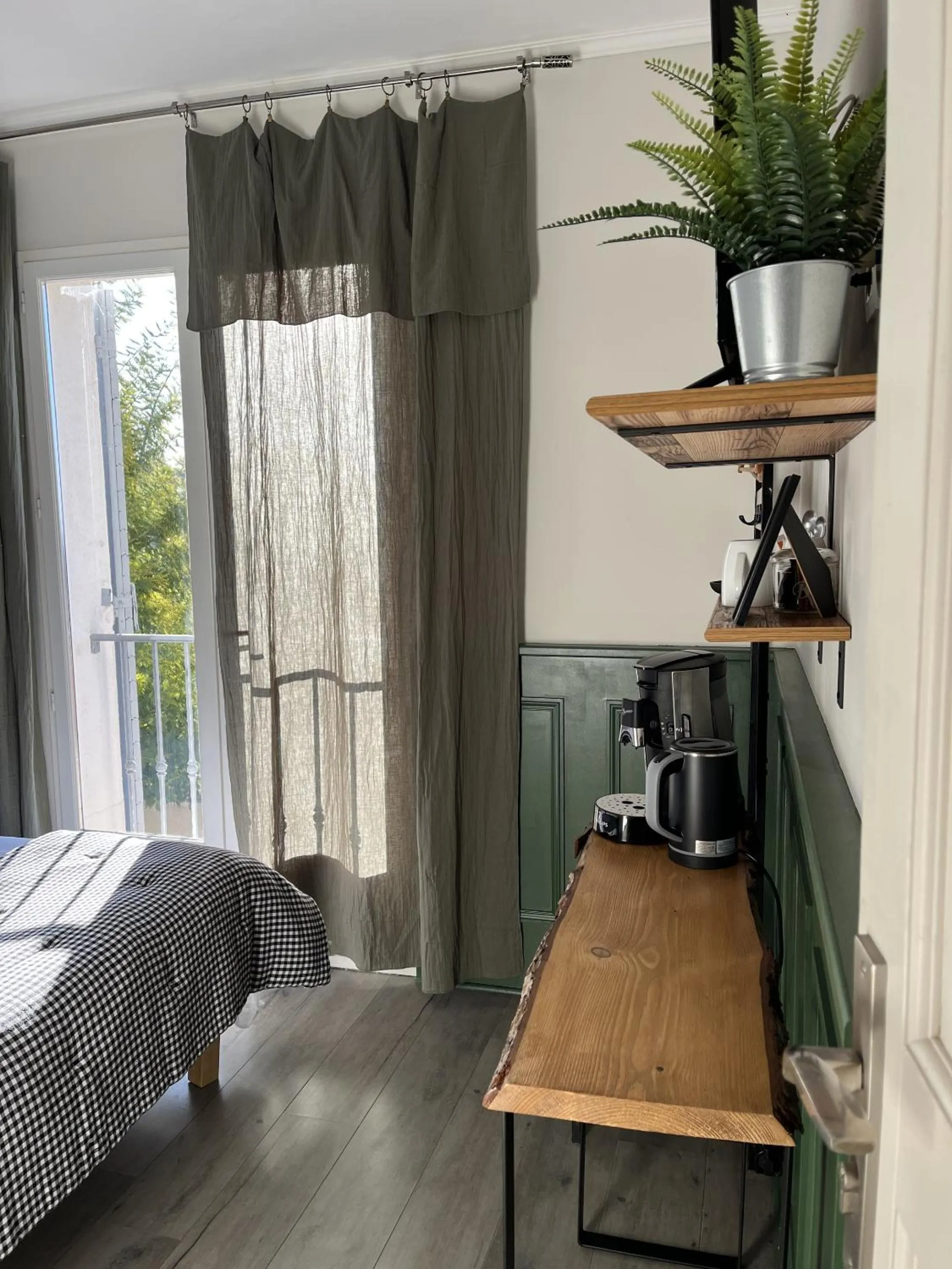 Bedroom, Bed in Le Clos du Jas