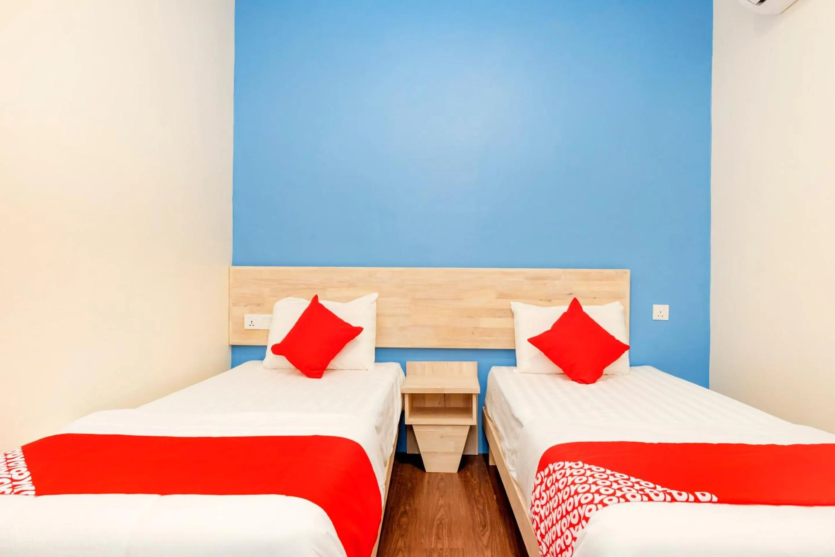 Bedroom, Bed in OYO 778 Bmw 2 Hotel