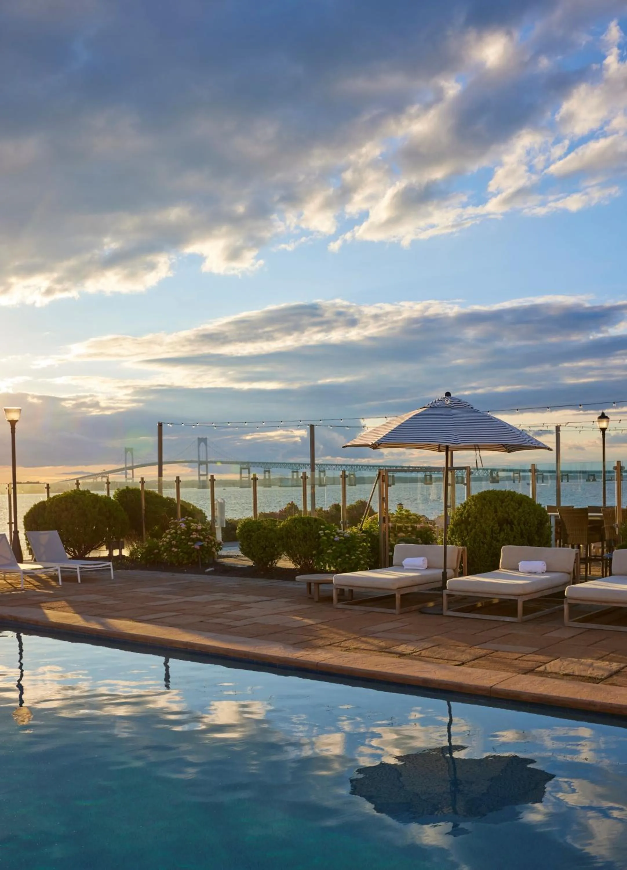 Pool view in Newport Harbor Island Resort