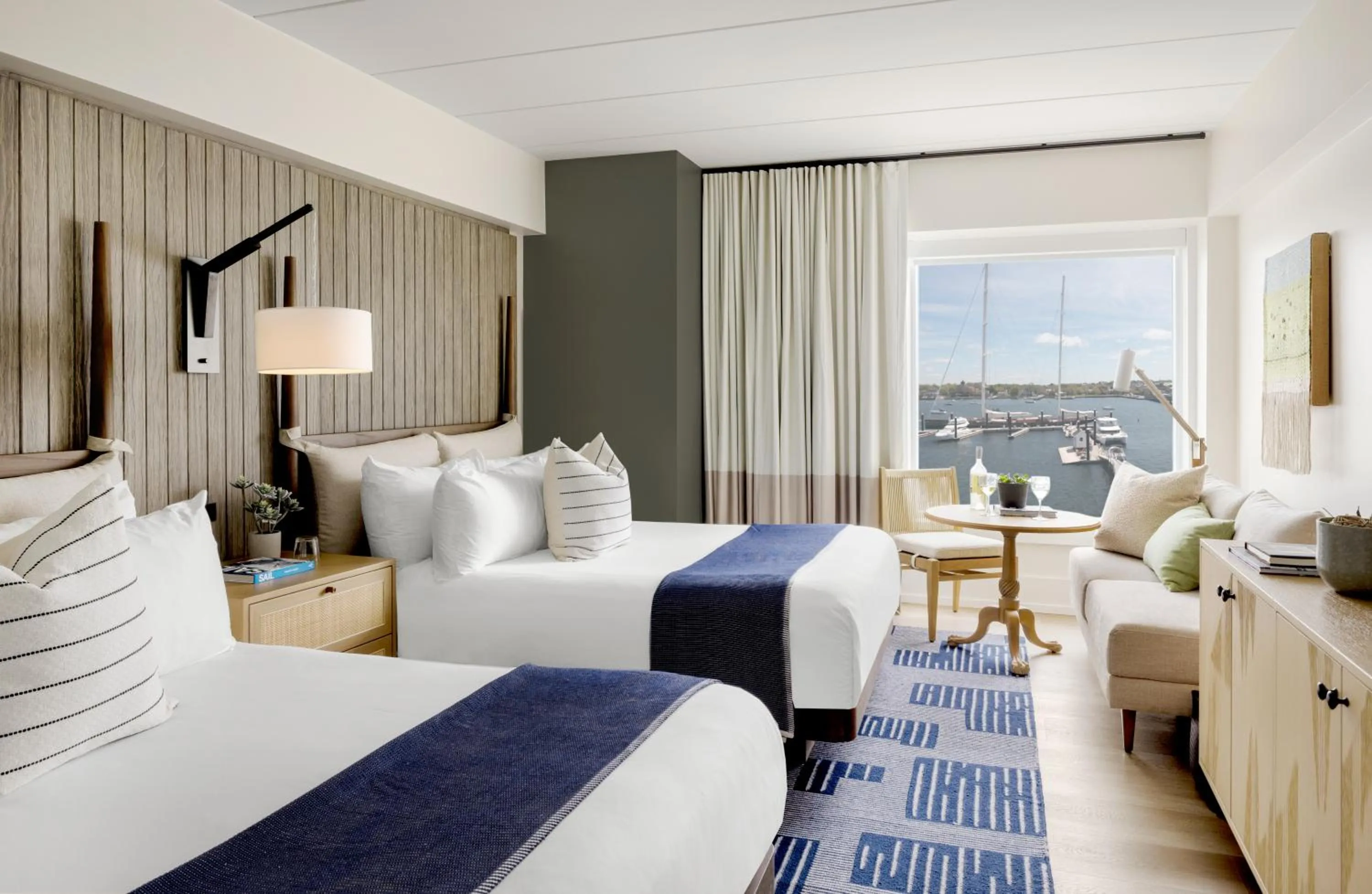 Bed in Newport Harbor Island Resort