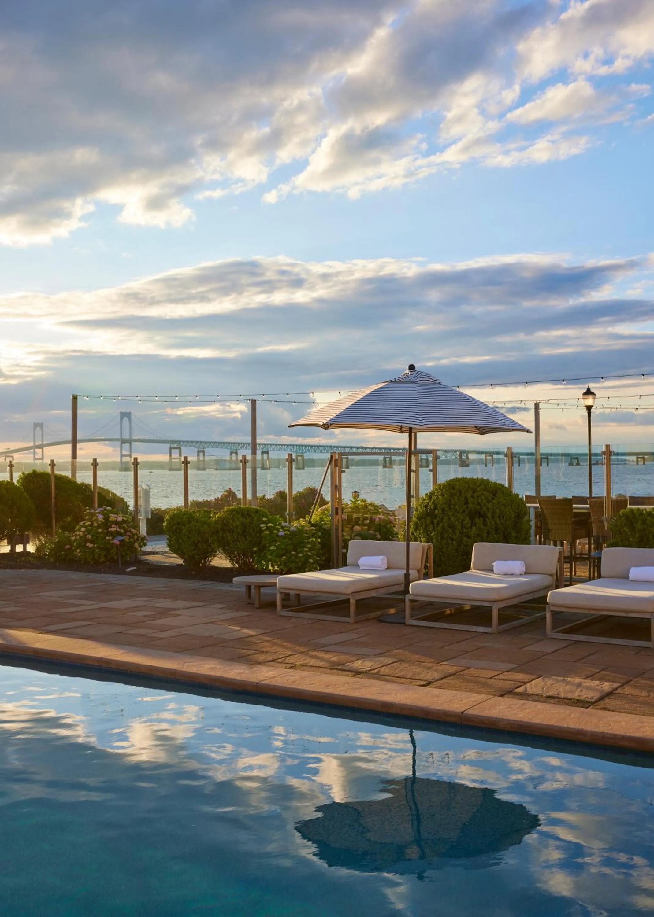 Pool view in Newport Harbor Island Resort