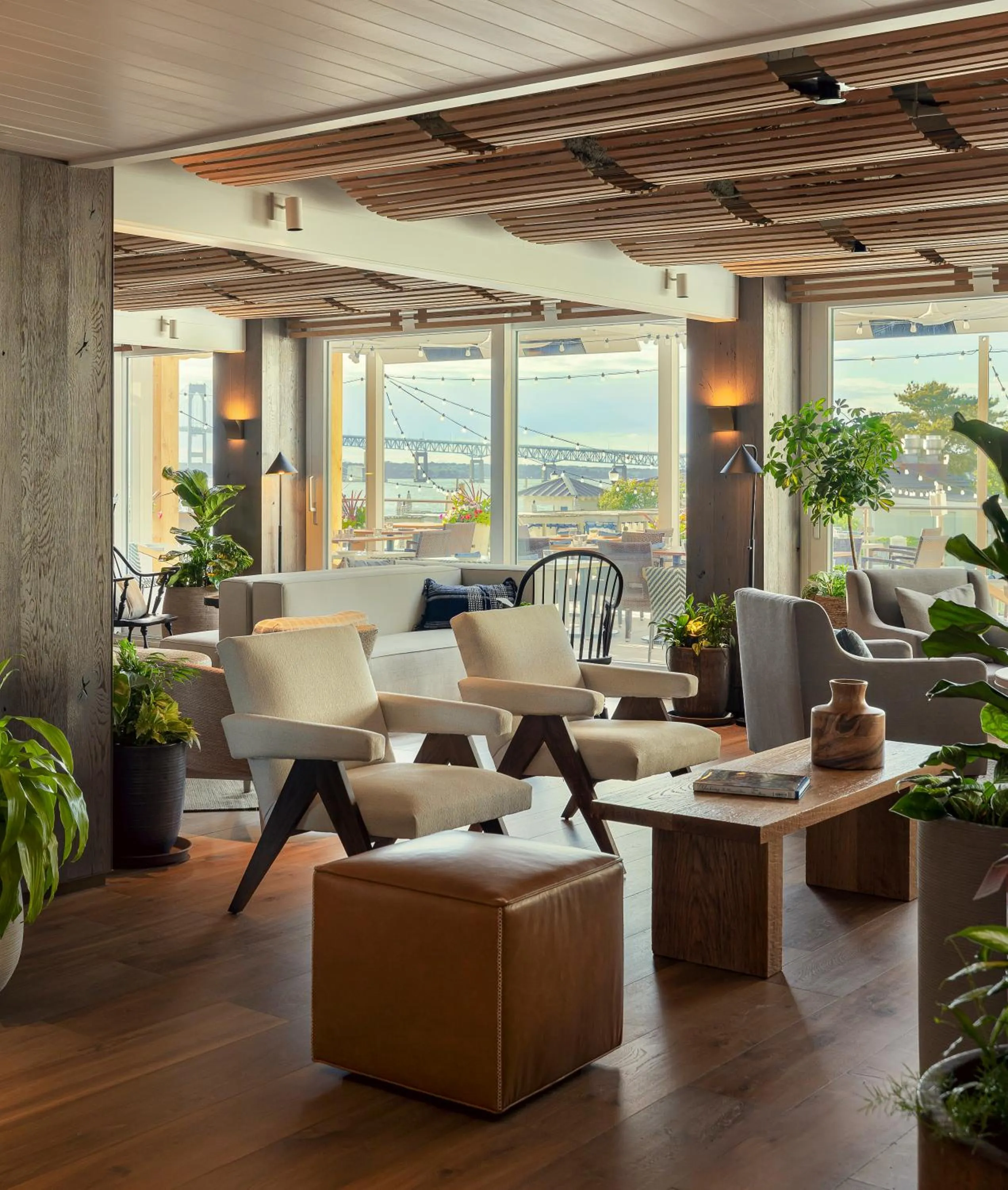 Lobby or reception in Newport Harbor Island Resort