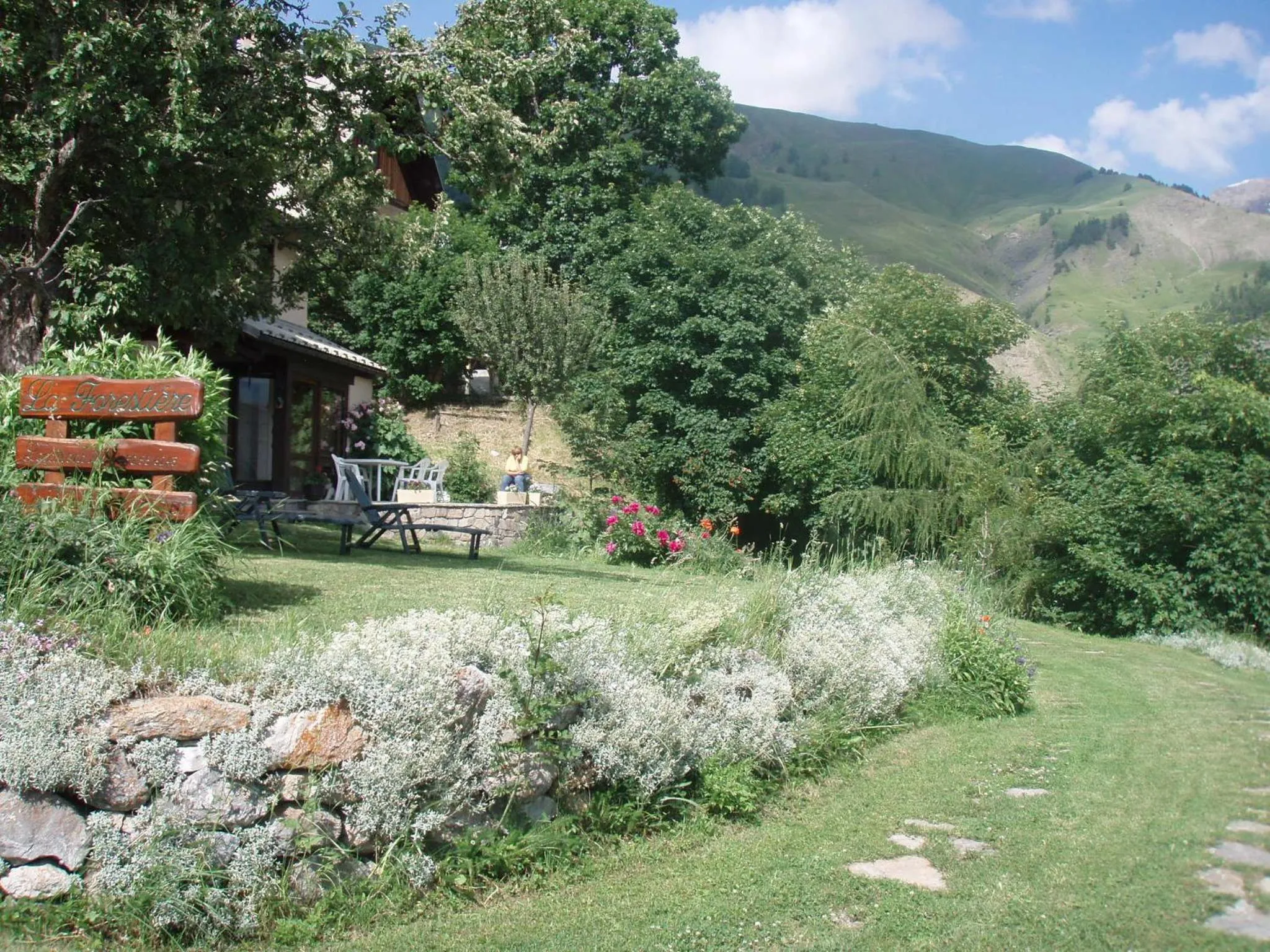 Garden in Chalet la Forestière