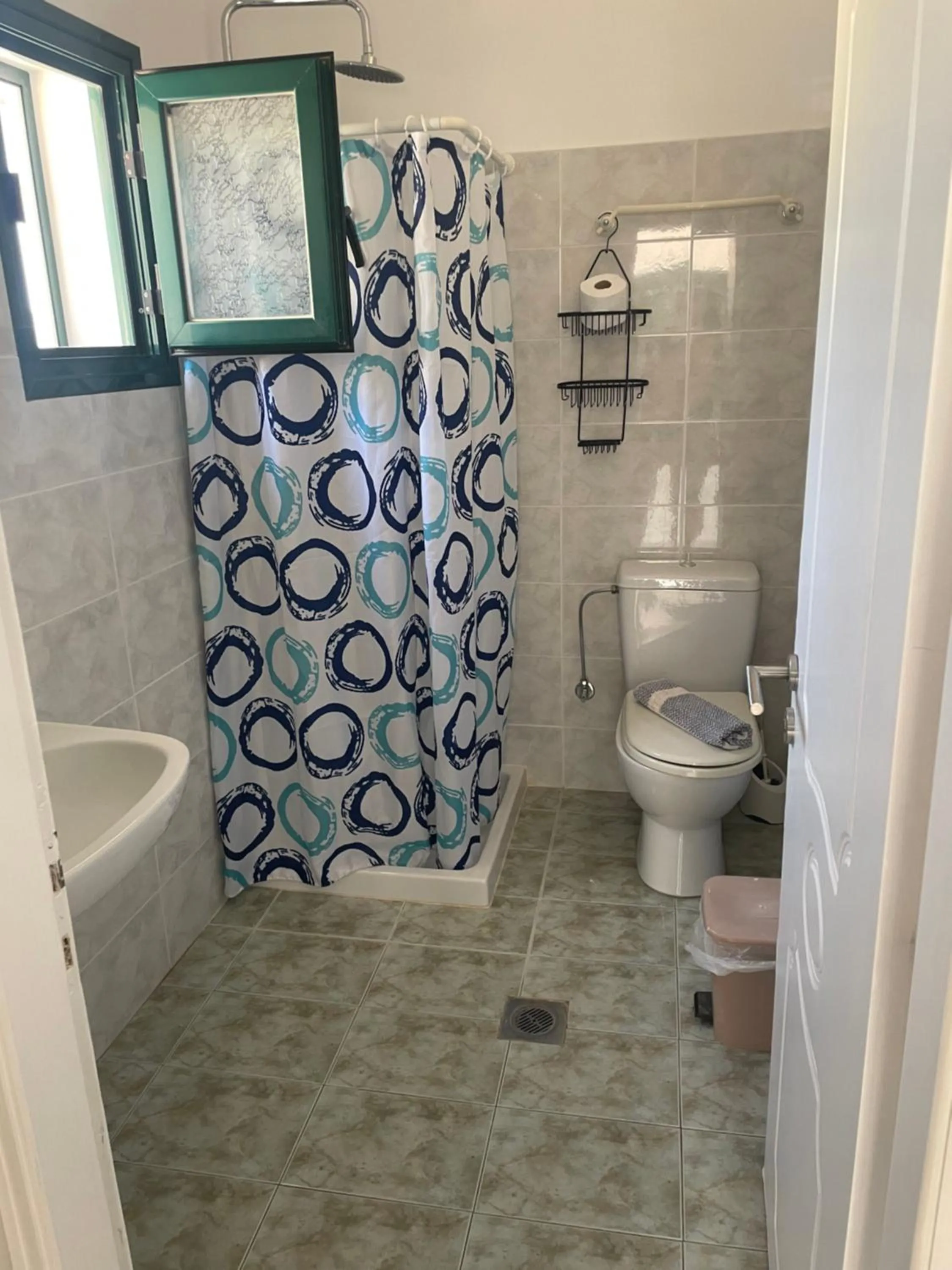Bathroom in Maria Anastasia Studios