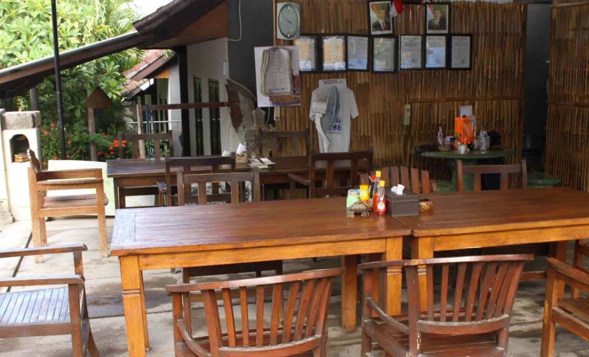 Lounge or bar in Scuba Tribe Bali dive-resort