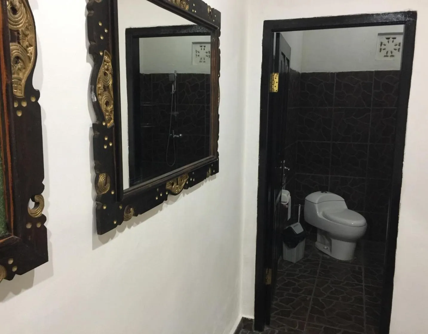 Bathroom in Scuba Tribe Bali dive-resort