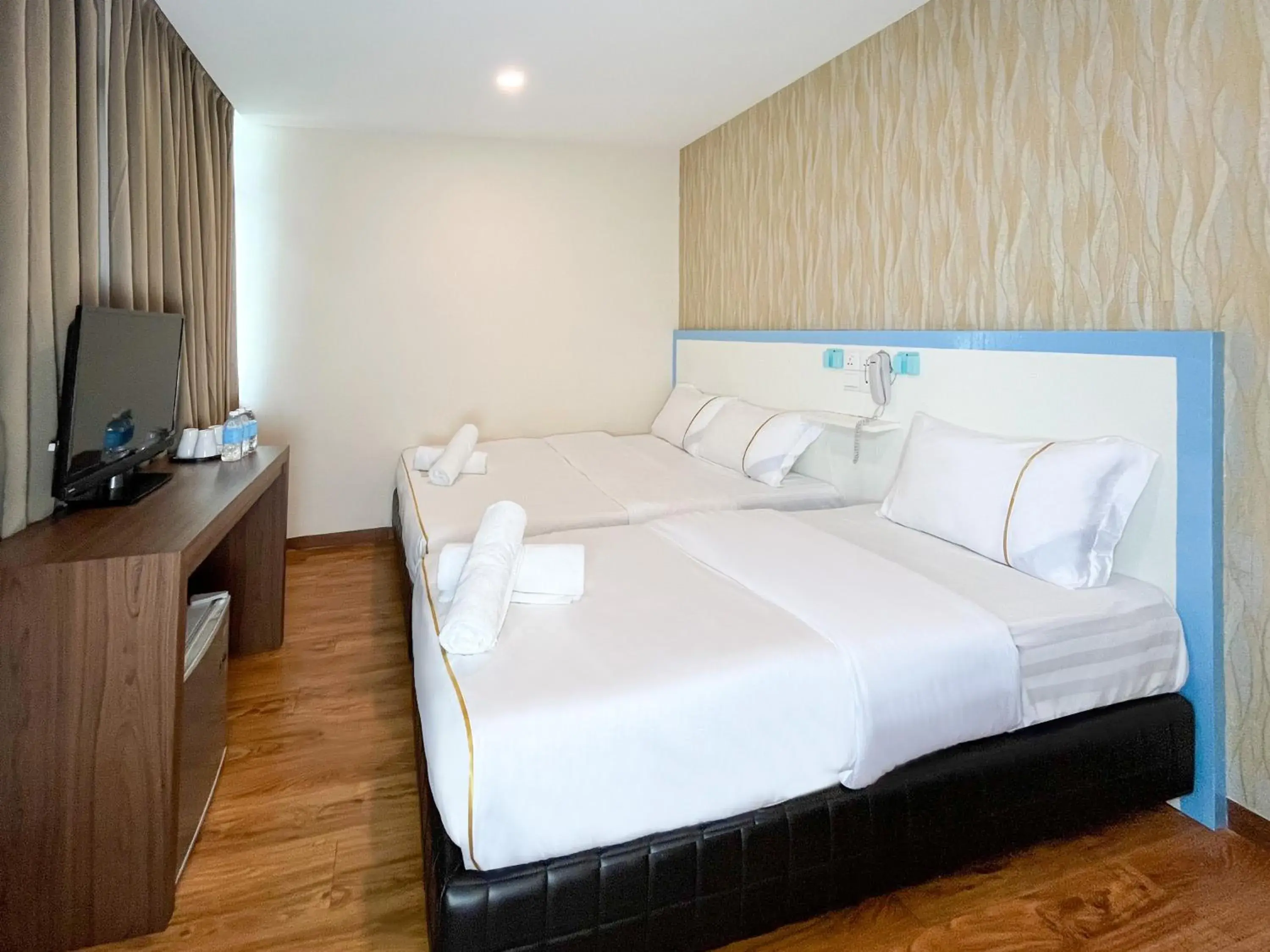 Triple Room with City View in Mii Smile Hotel Penang Triple Room with City View in Mii Smile Hotel Penang