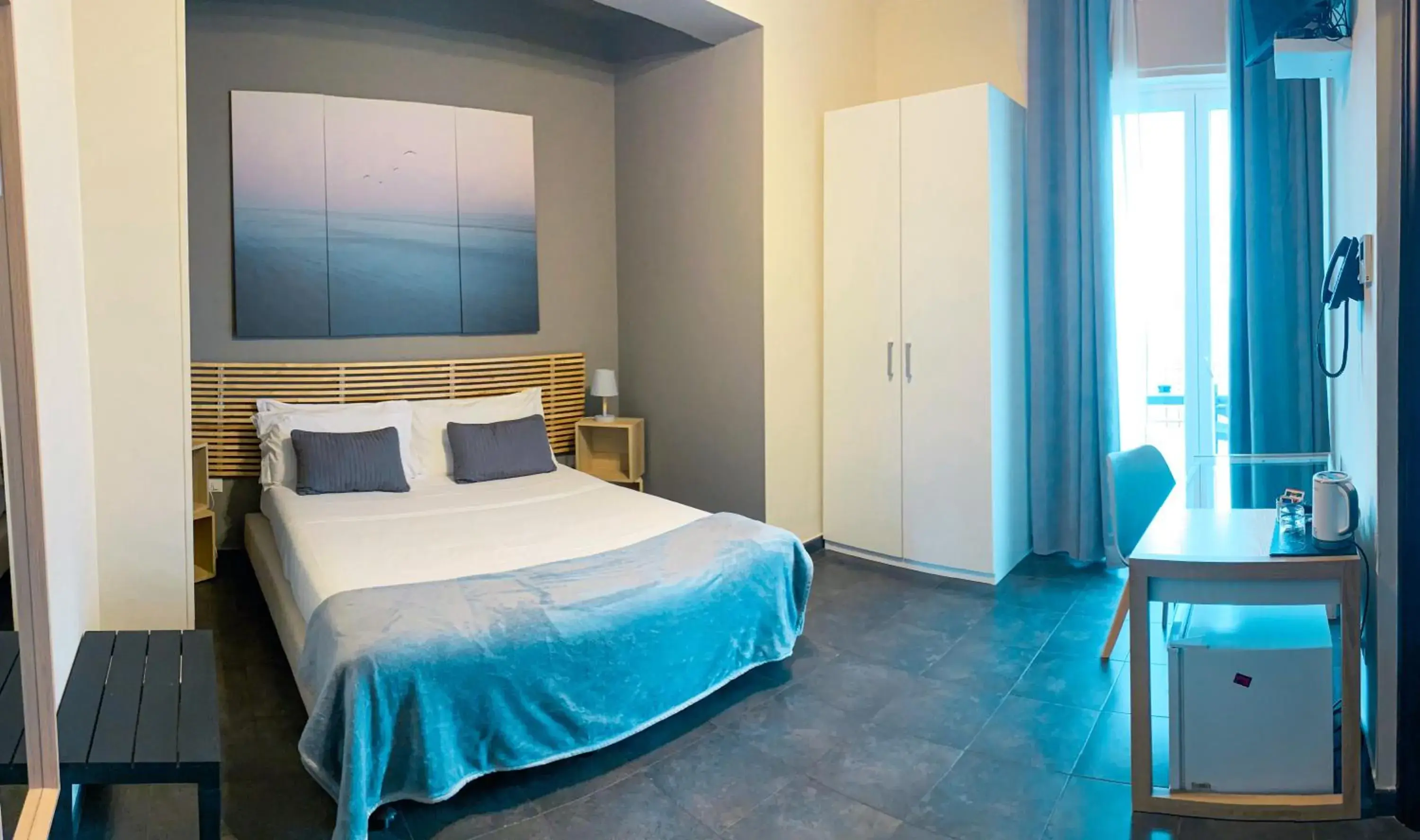 Double Room with Sea View in Hotel Ristorante Centosedici Double Room with Sea View in Hotel Ristorante Centosedici