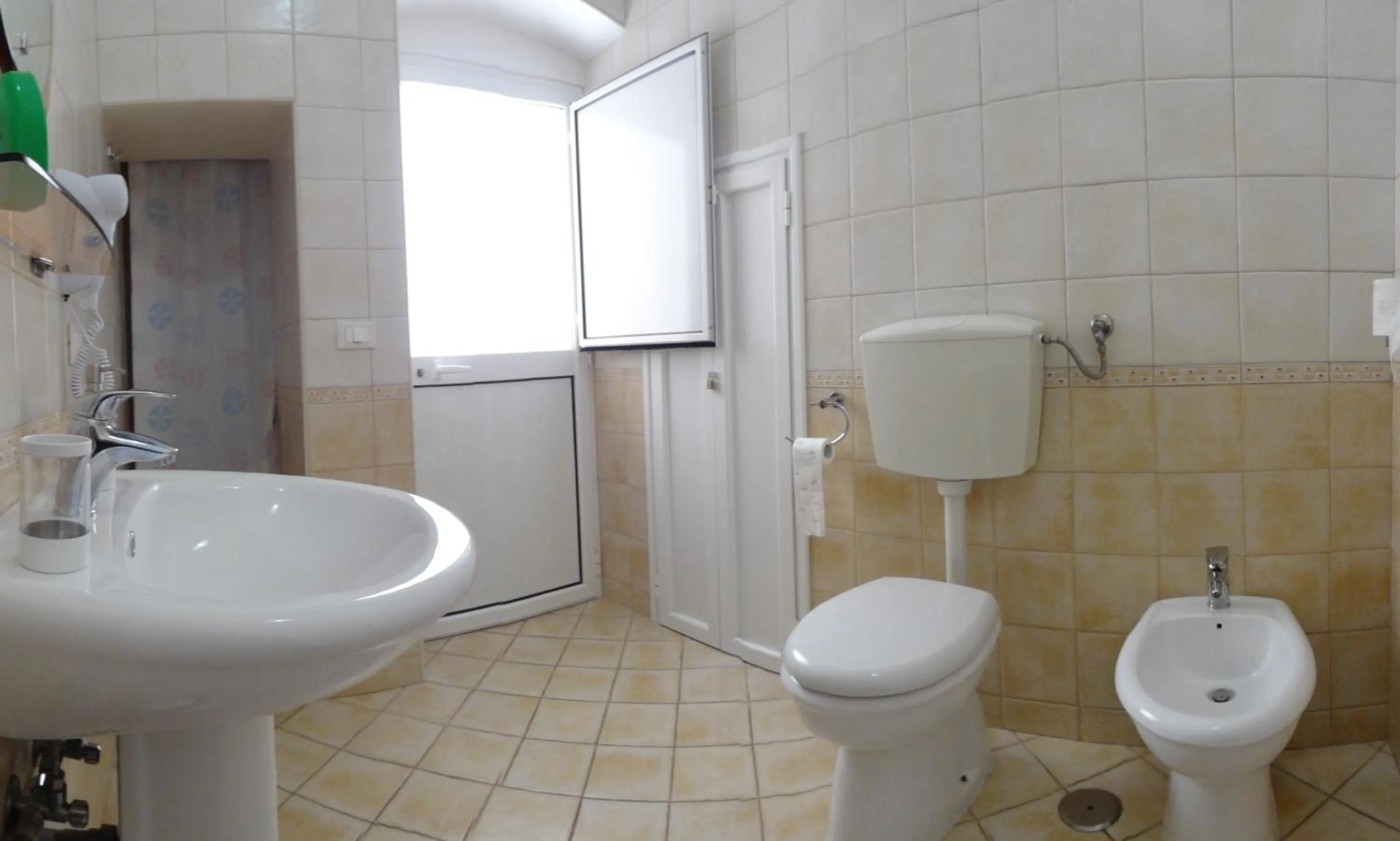 Bathroom in Affittacamere Museo