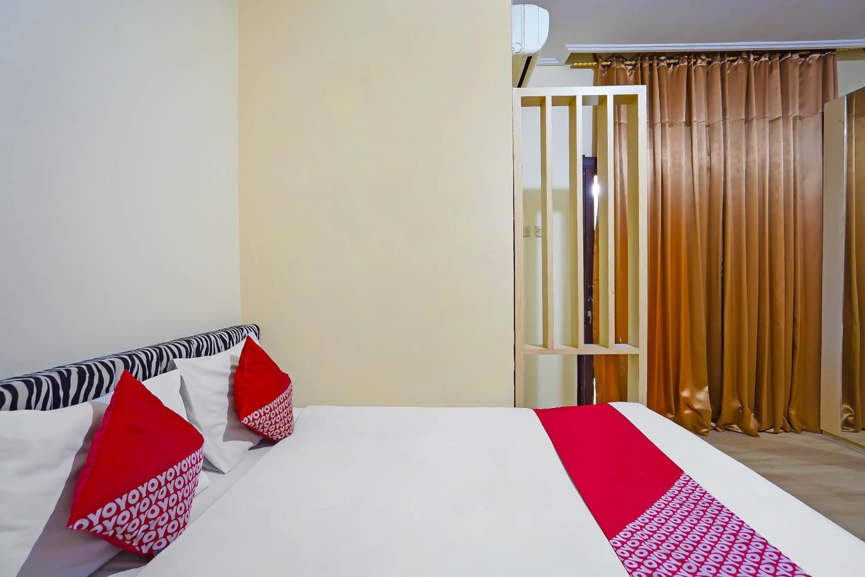 Bedroom, Bed in OYO Life 511 Grace Residence