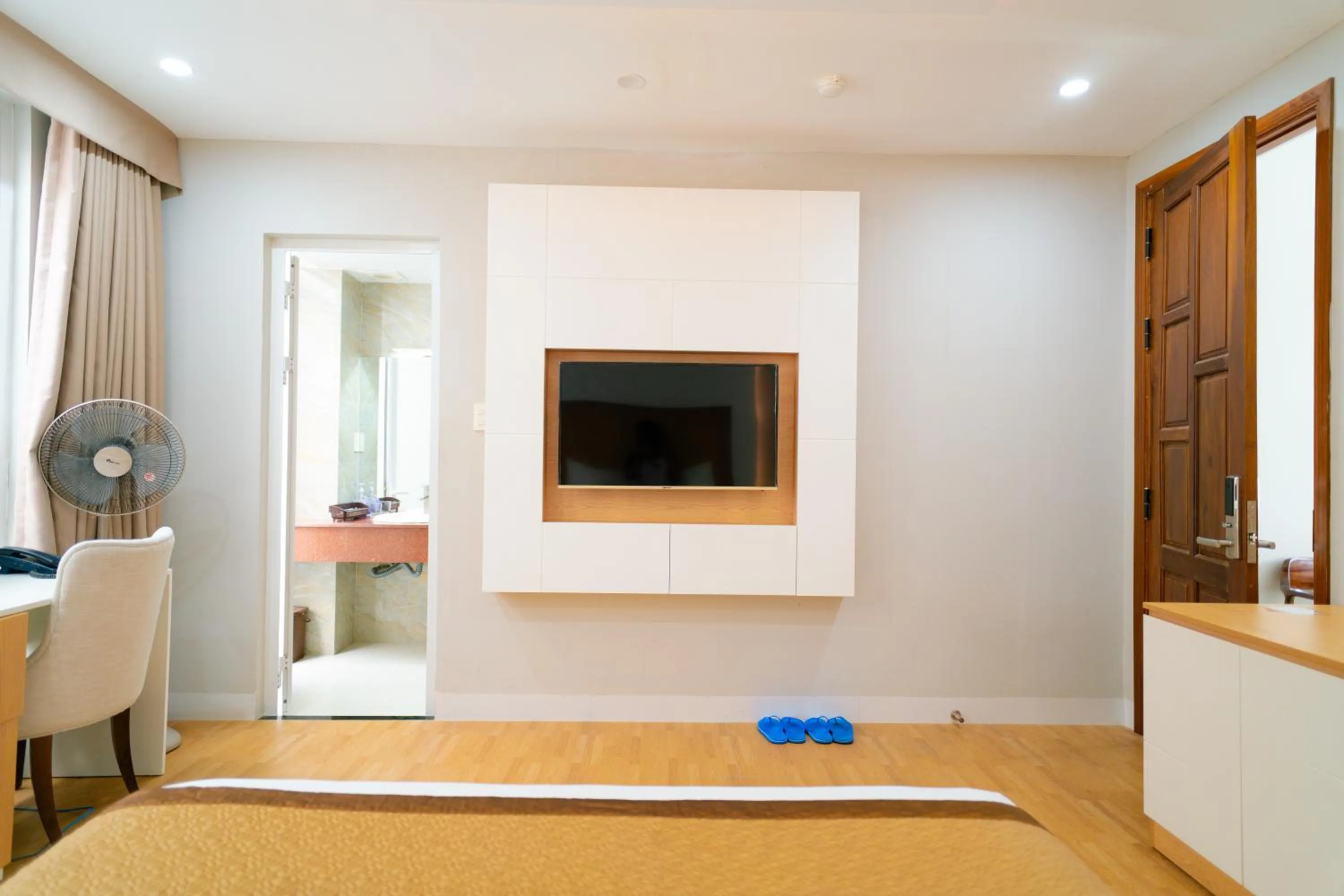 Coffee/tea facilities in Khách sạn Minh Long