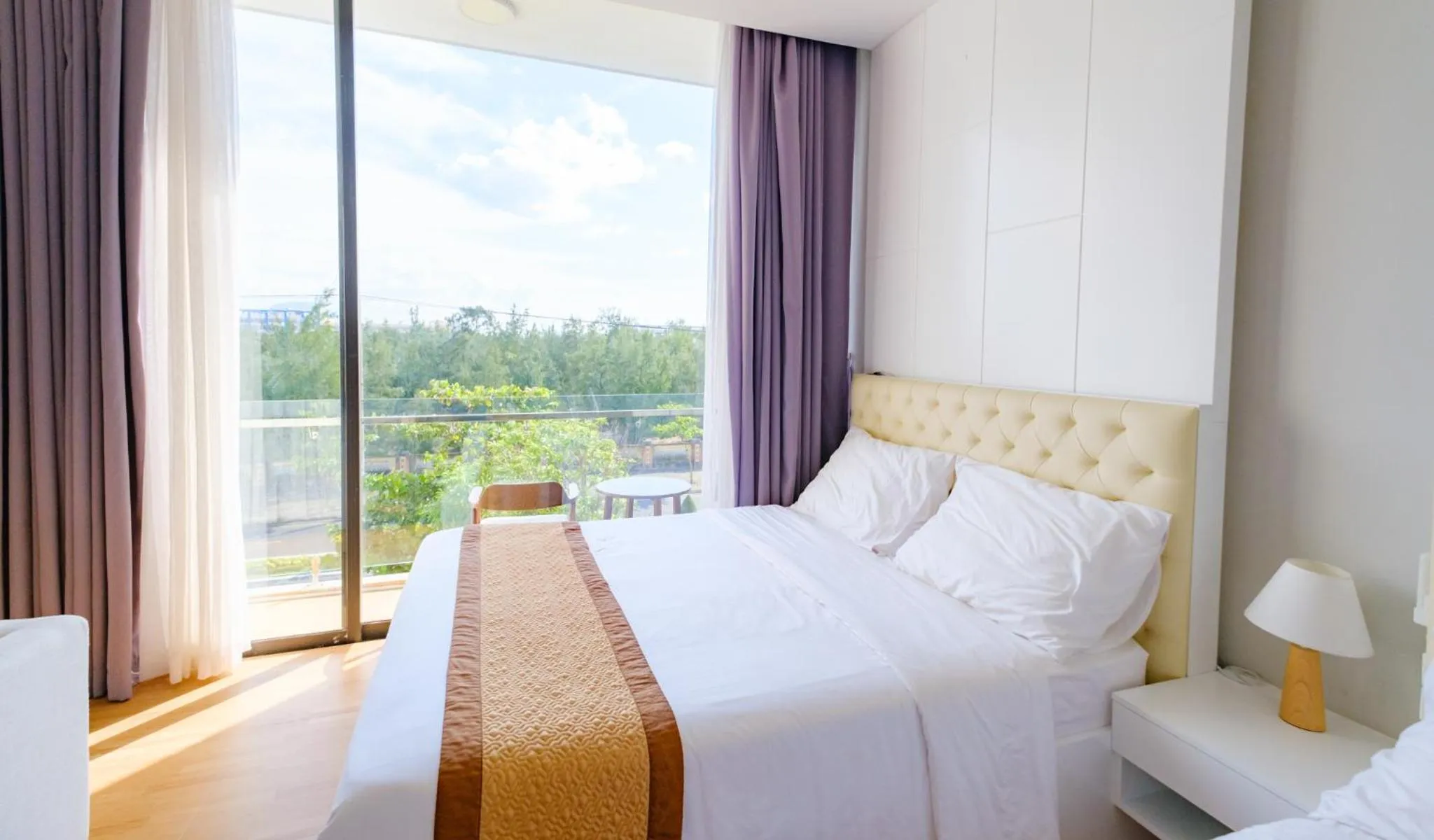 Bed in Khách sạn Minh Long