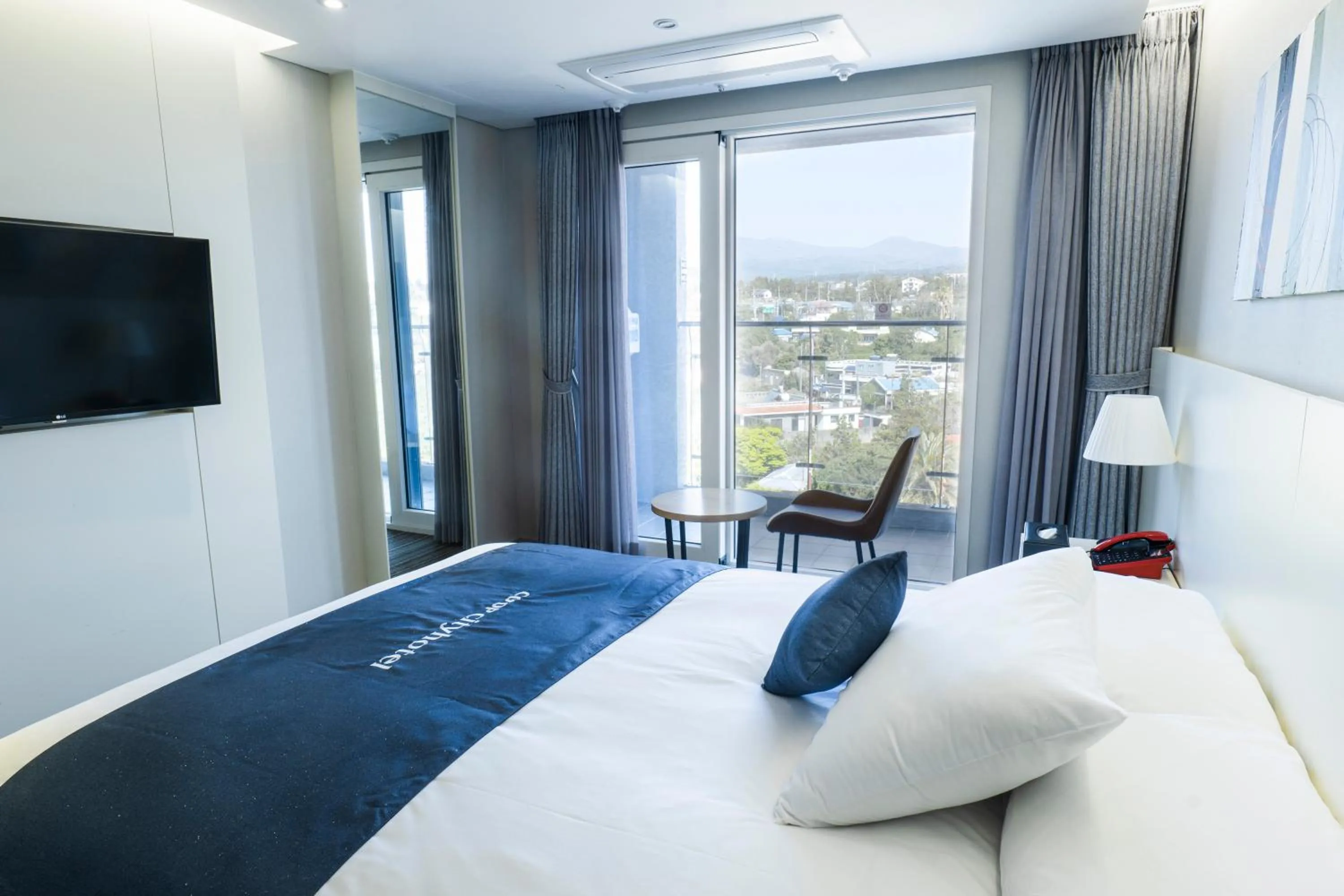 Co-op City Hotel Harborview