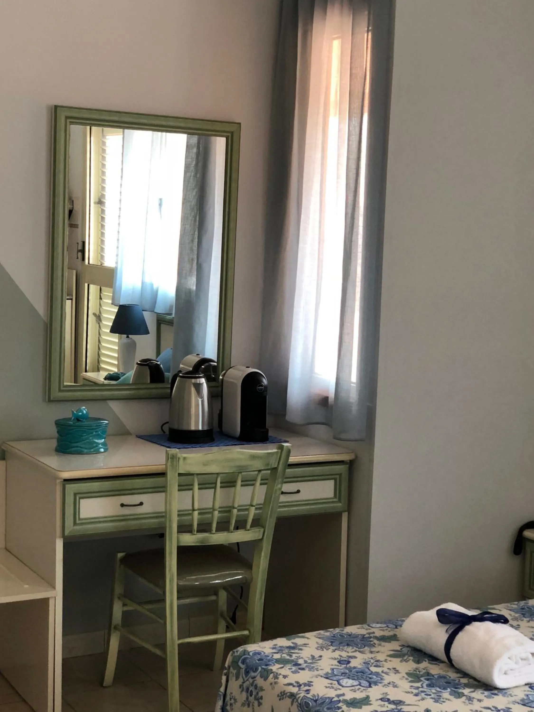 Photo of the whole room in Hotel Due Torri