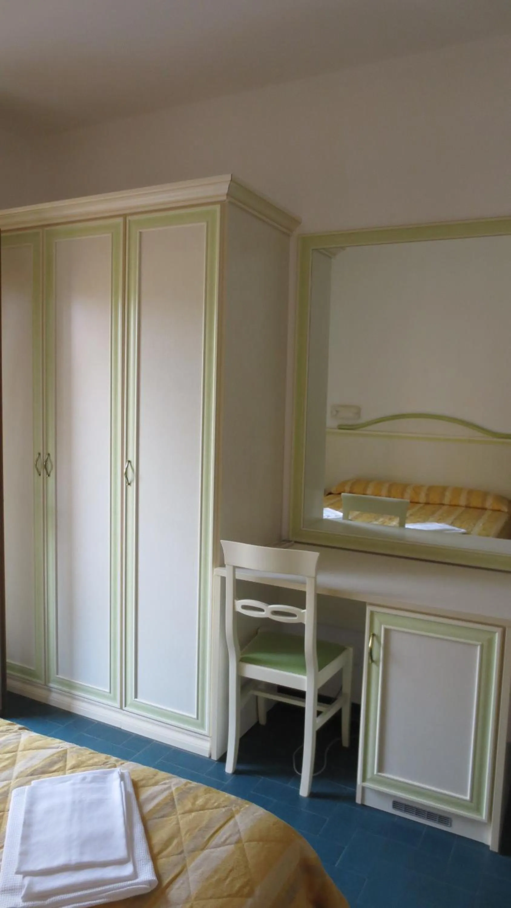 Decorative detail in Hotel Due Torri