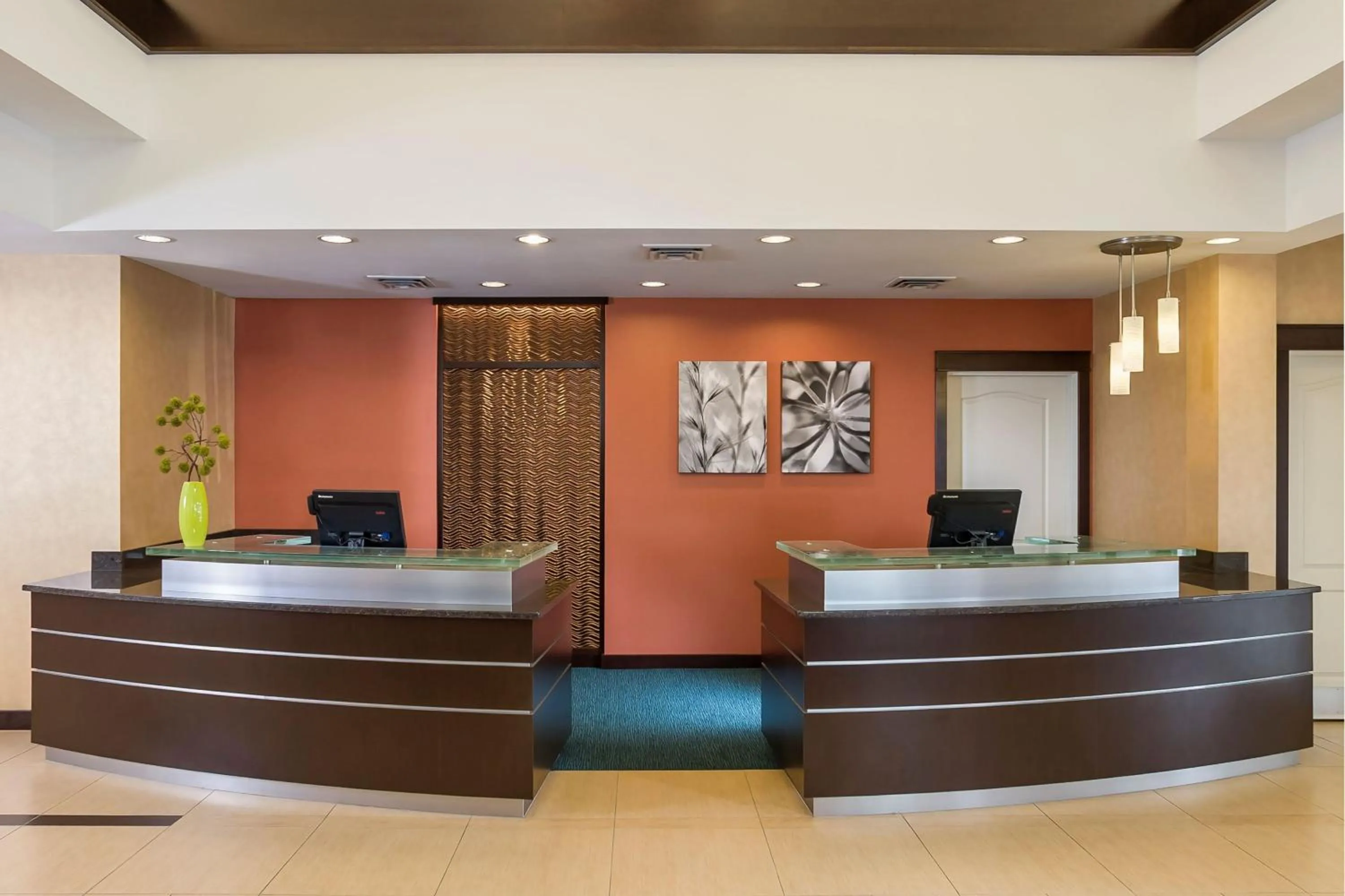 Lobby or reception in Residence Inn by Marriott Fargo