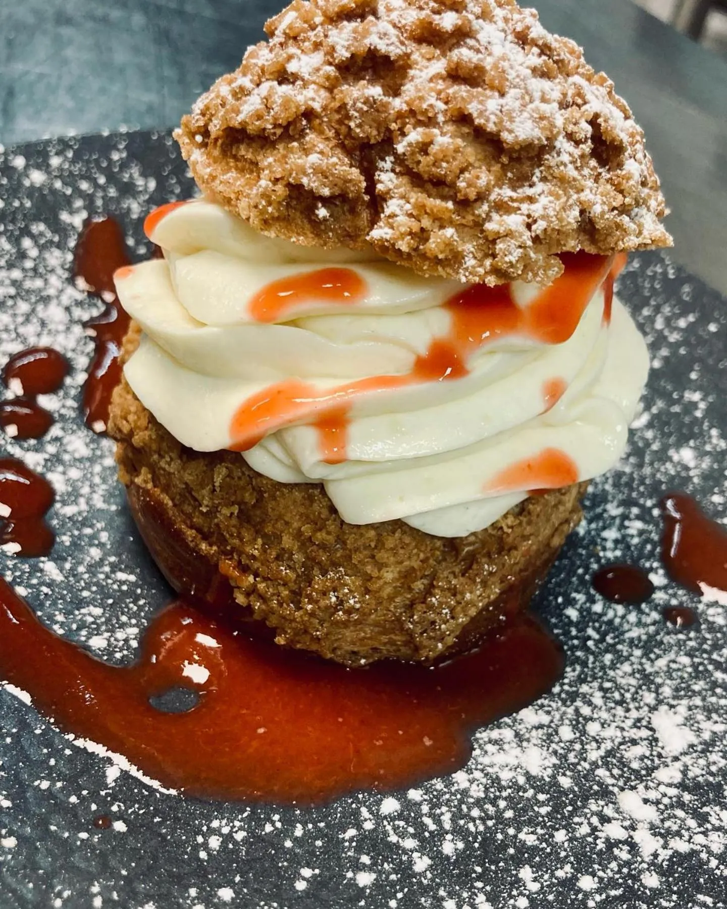 Restaurant/places to eat in ibis Lyon Est Chaponnay