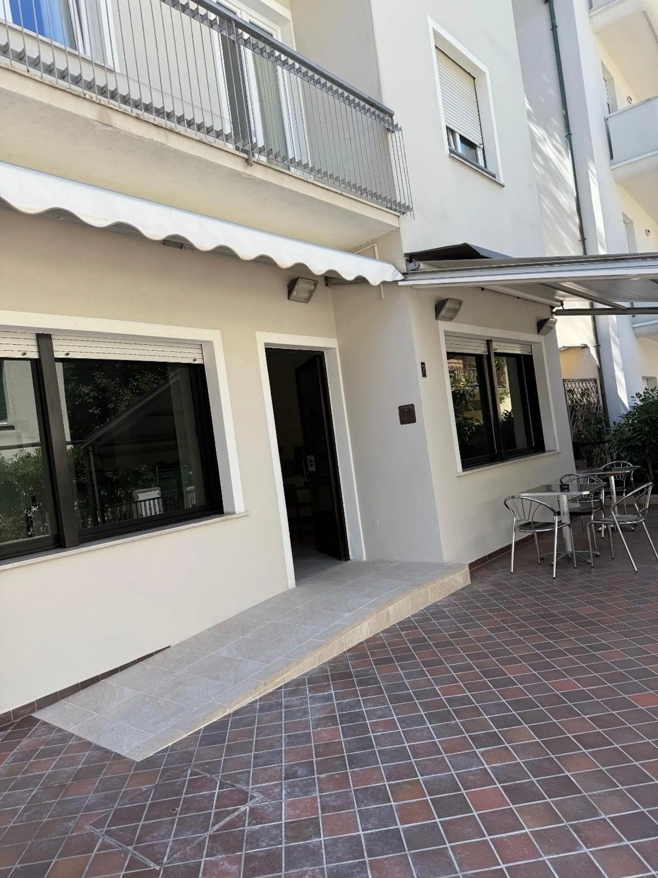 Property building in Hotel Pigalle