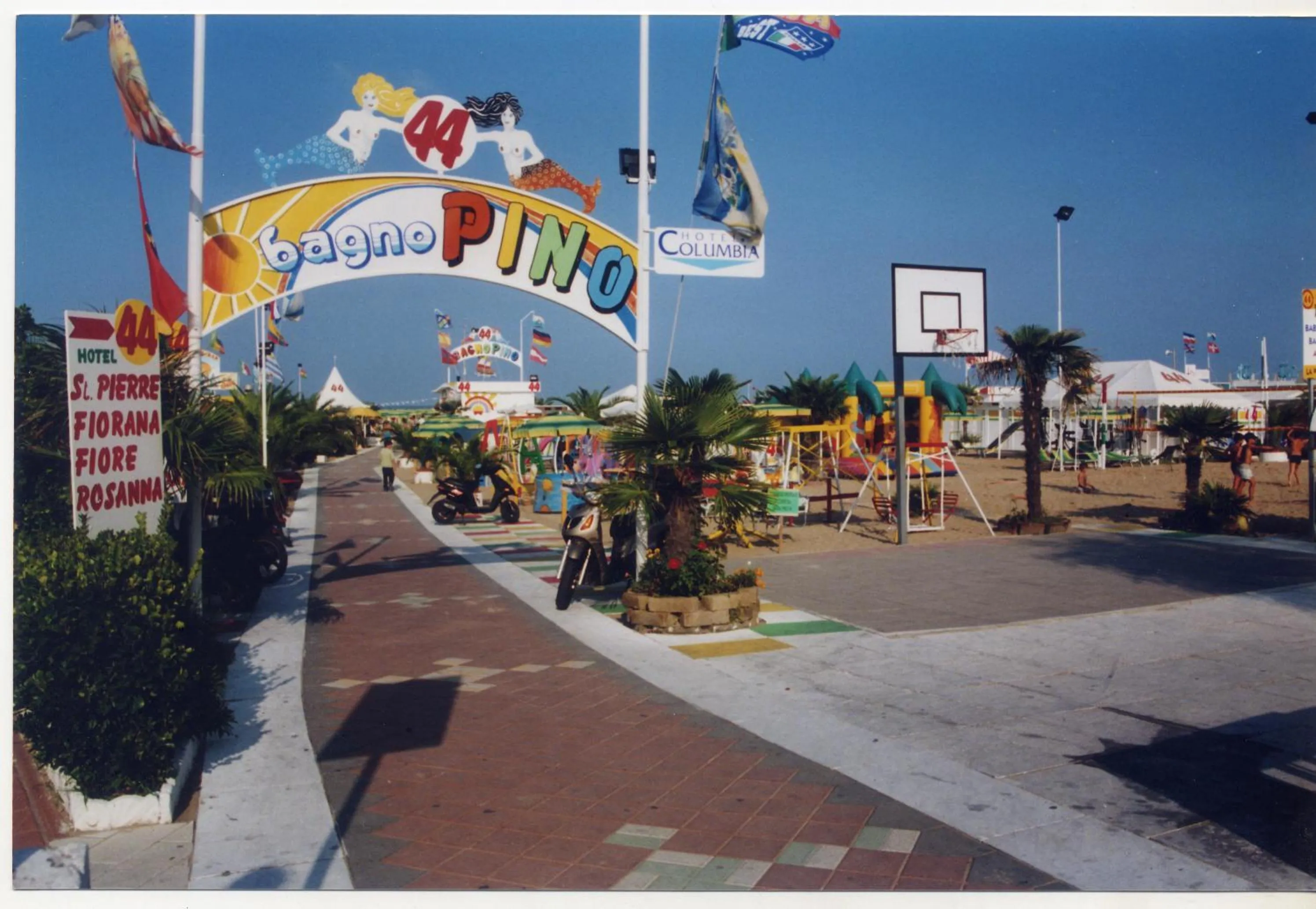 Beach in Hotel Pigalle