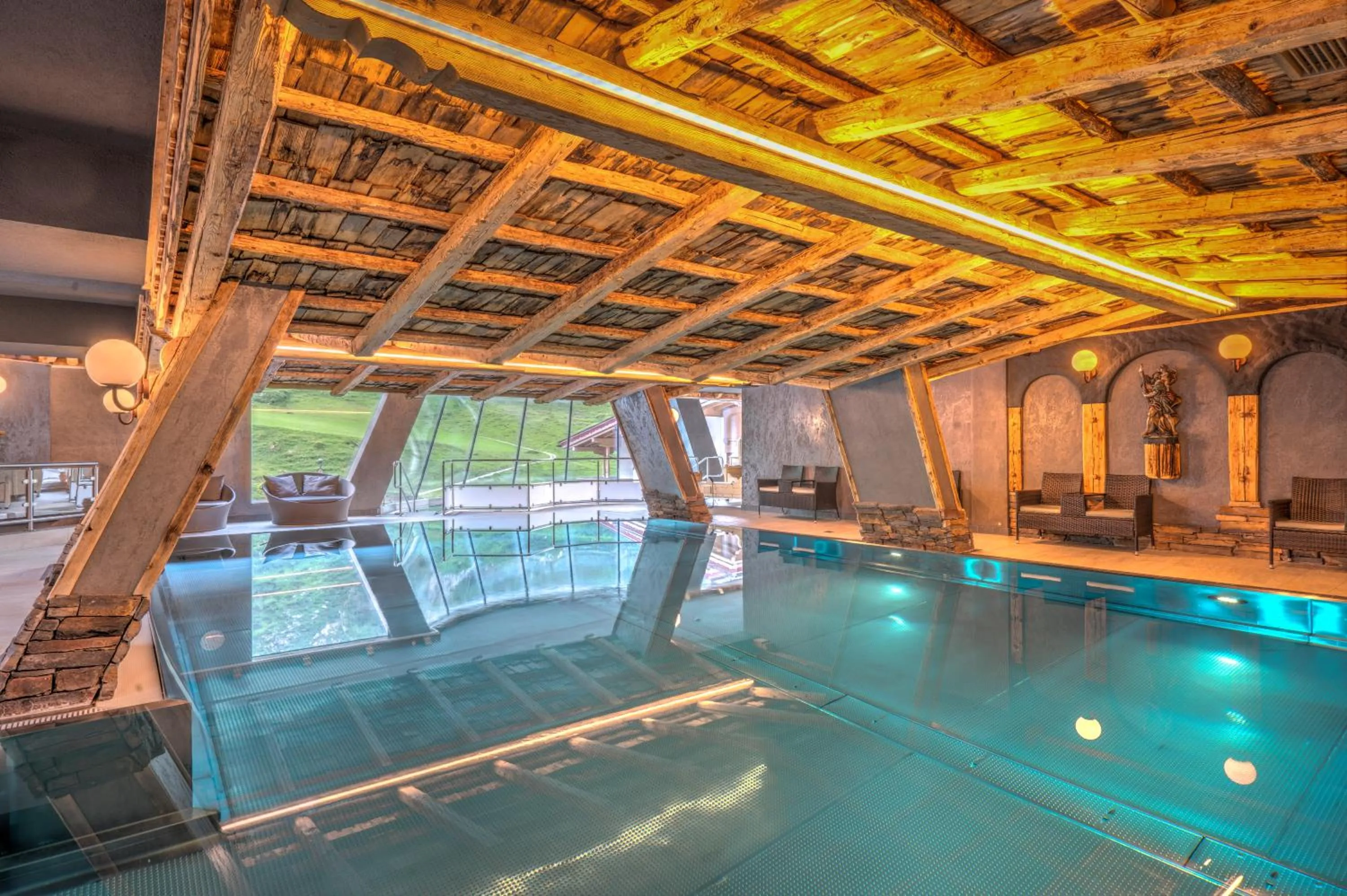 Pool view in Alpenbad Hotel Hohenhaus