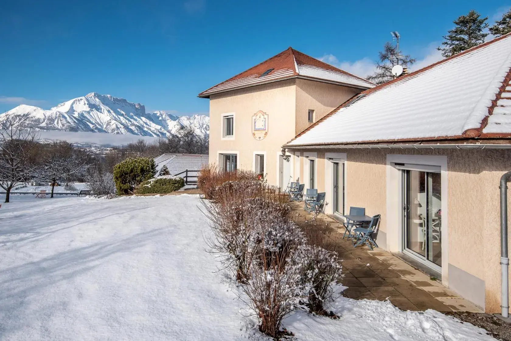 "La Combe Fleurie" Appartements & Chambres "La Combe Fleurie" Appartements & Chambres