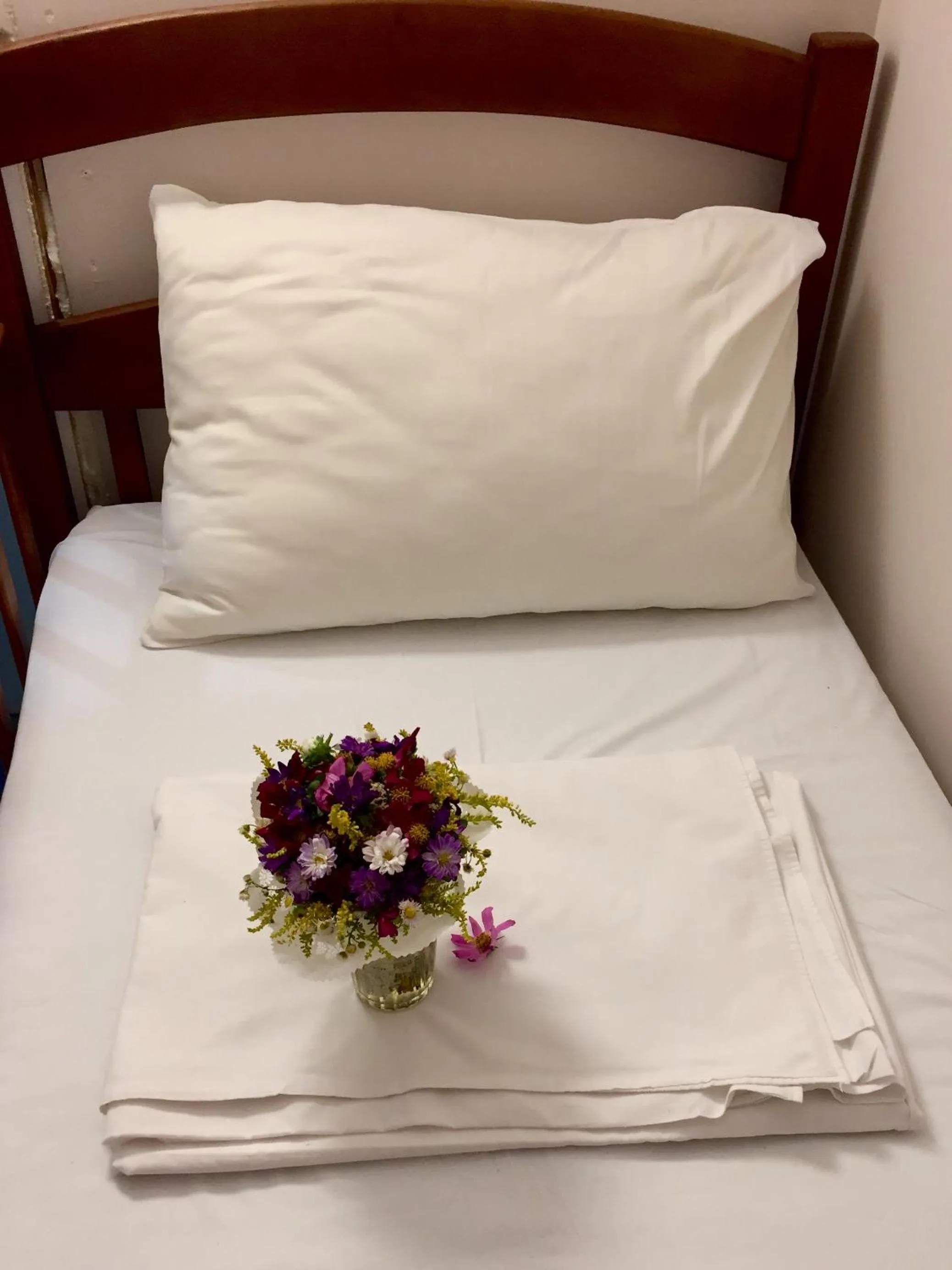 Decorative detail, Bed in Friends Forever