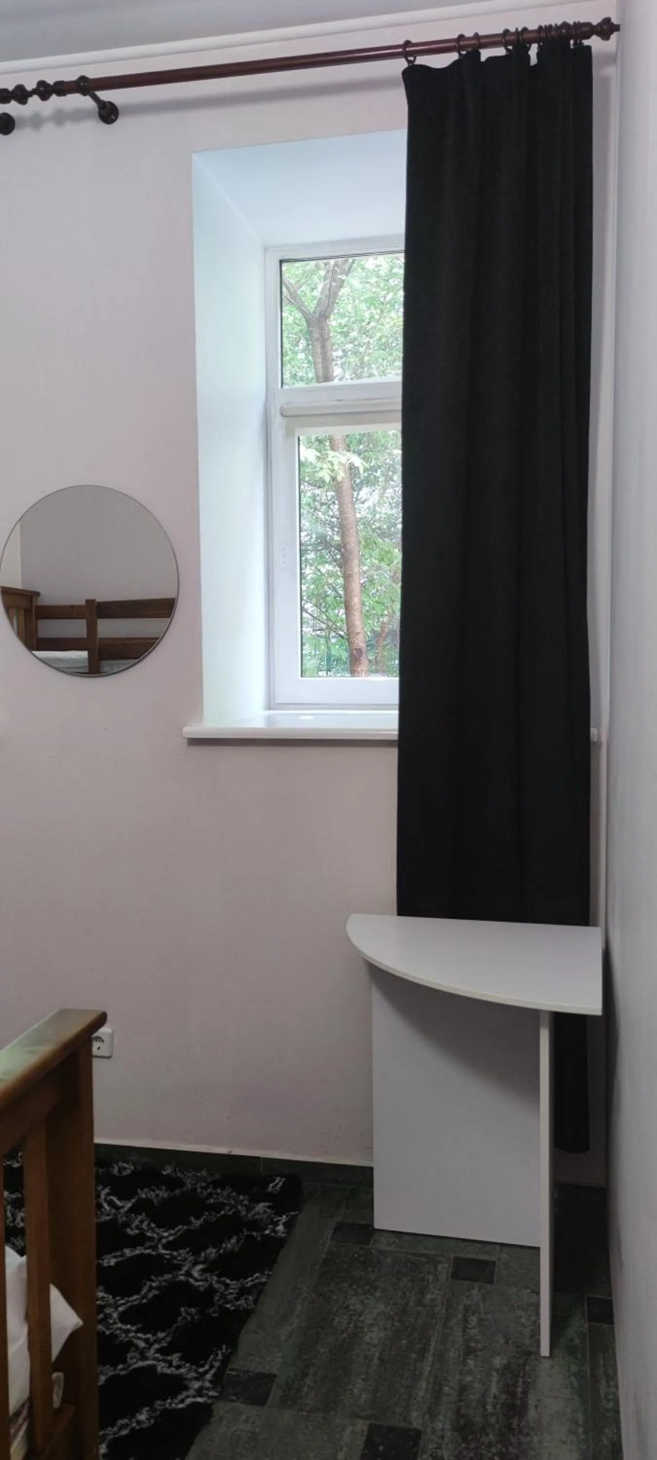 Communal lounge/ TV room in Friends Forever