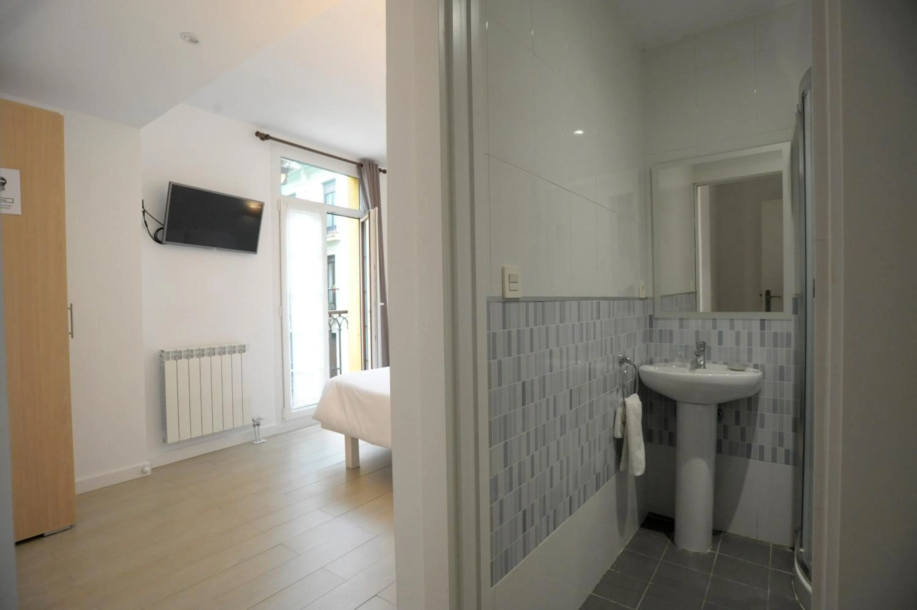 Toilet in Artea Narrika